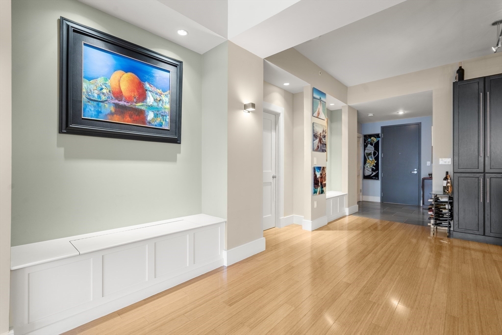 1313 Washington St # 330