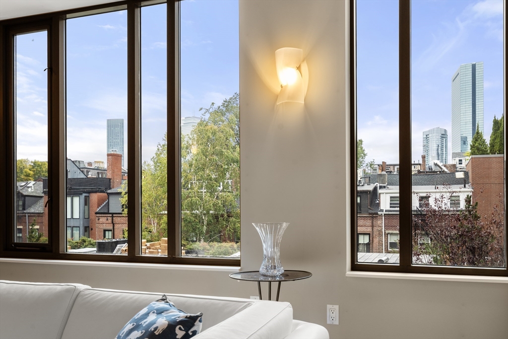 1313 Washington St # 330