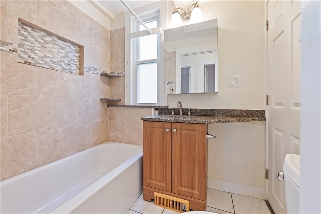 63 Prescott St # 1