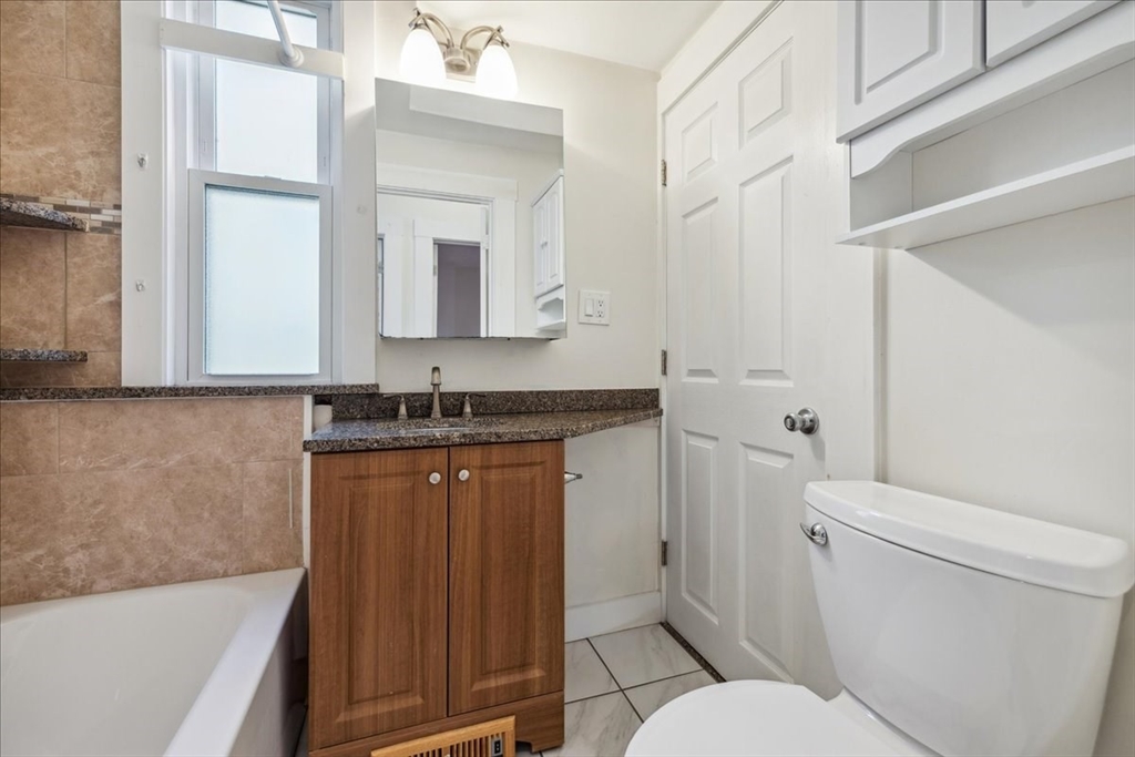 63 Prescott St # 1