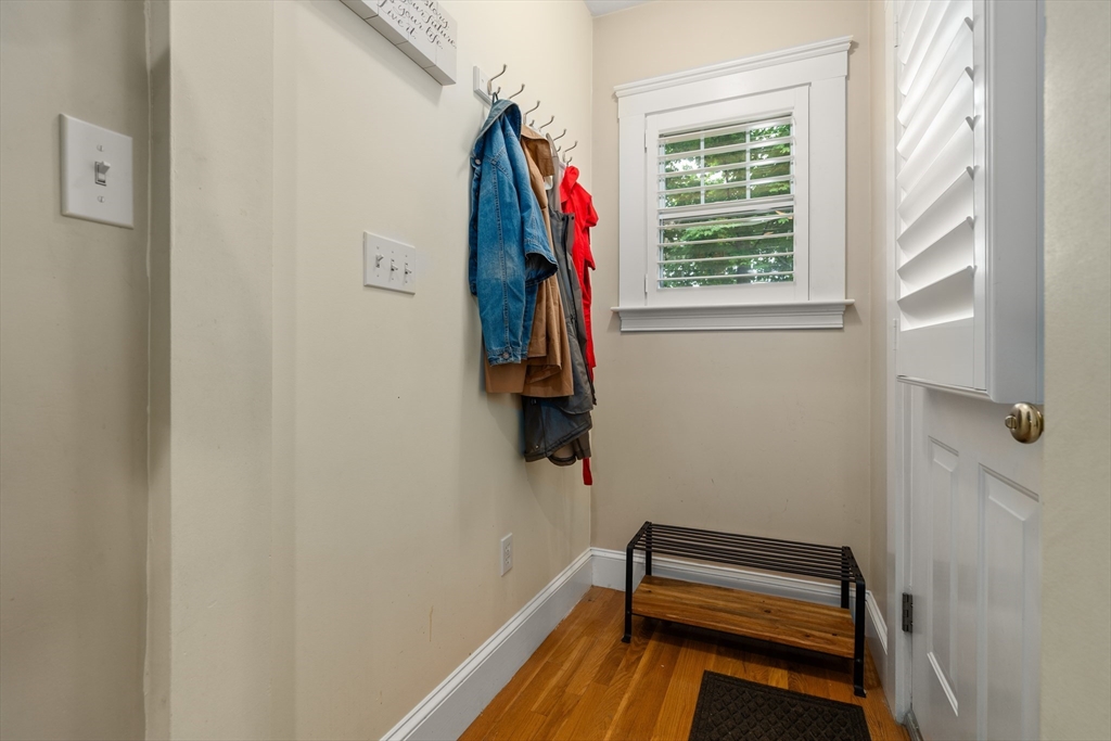 10-12 Richardson Ave # 2