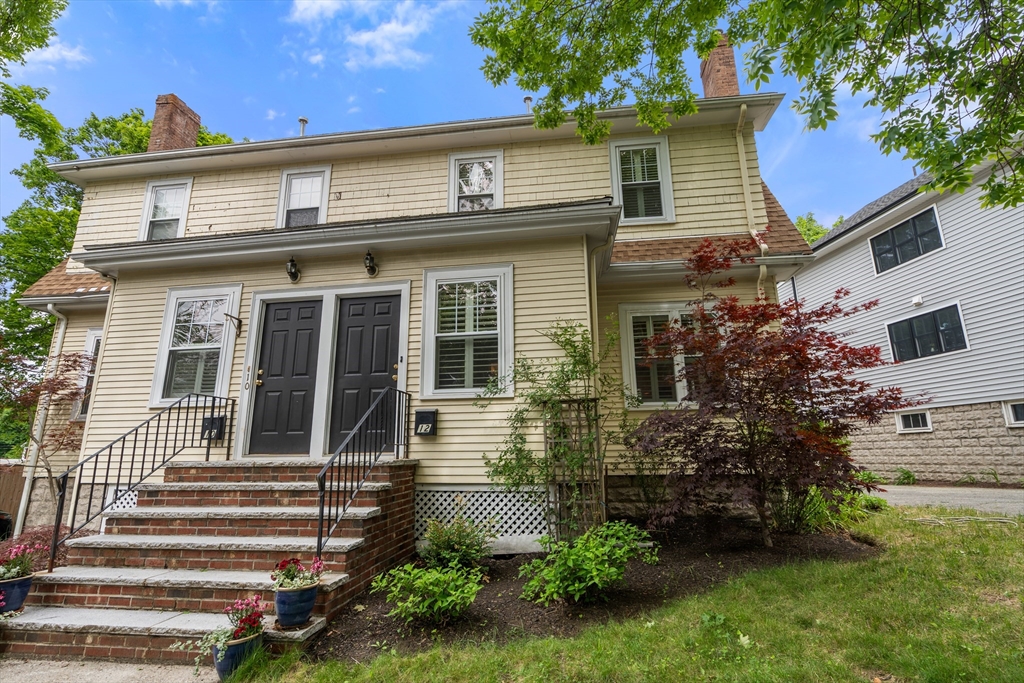 10-12 Richardson Ave # 2