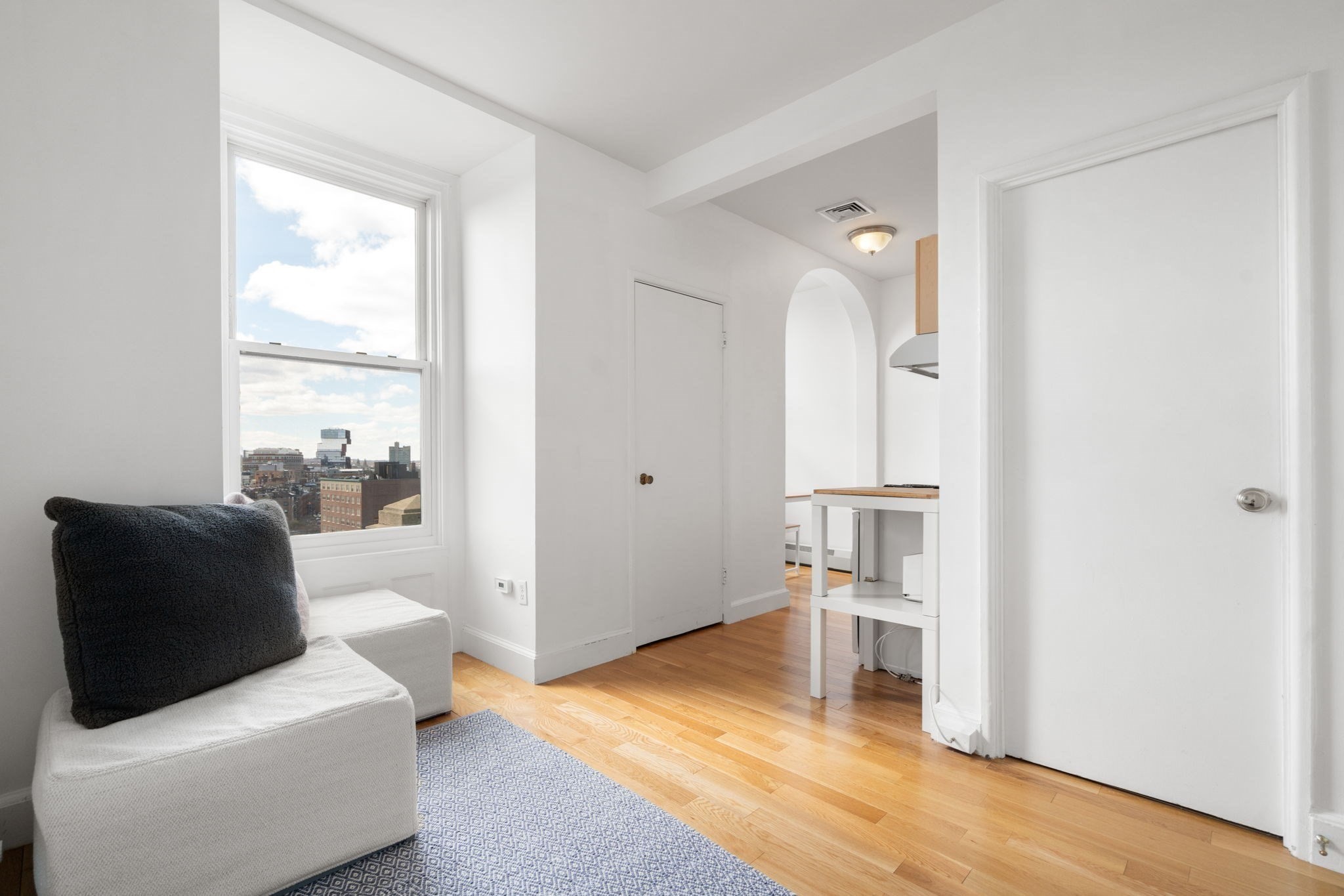 483 Beacon Street Unit: PH4A