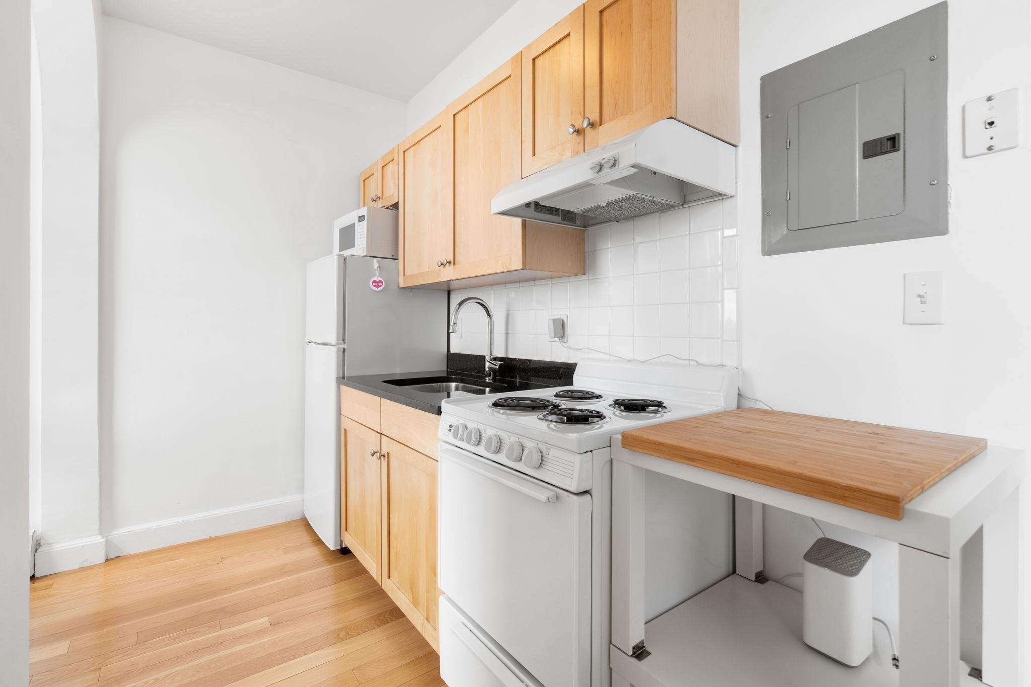 483 Beacon Street Unit: PH4A