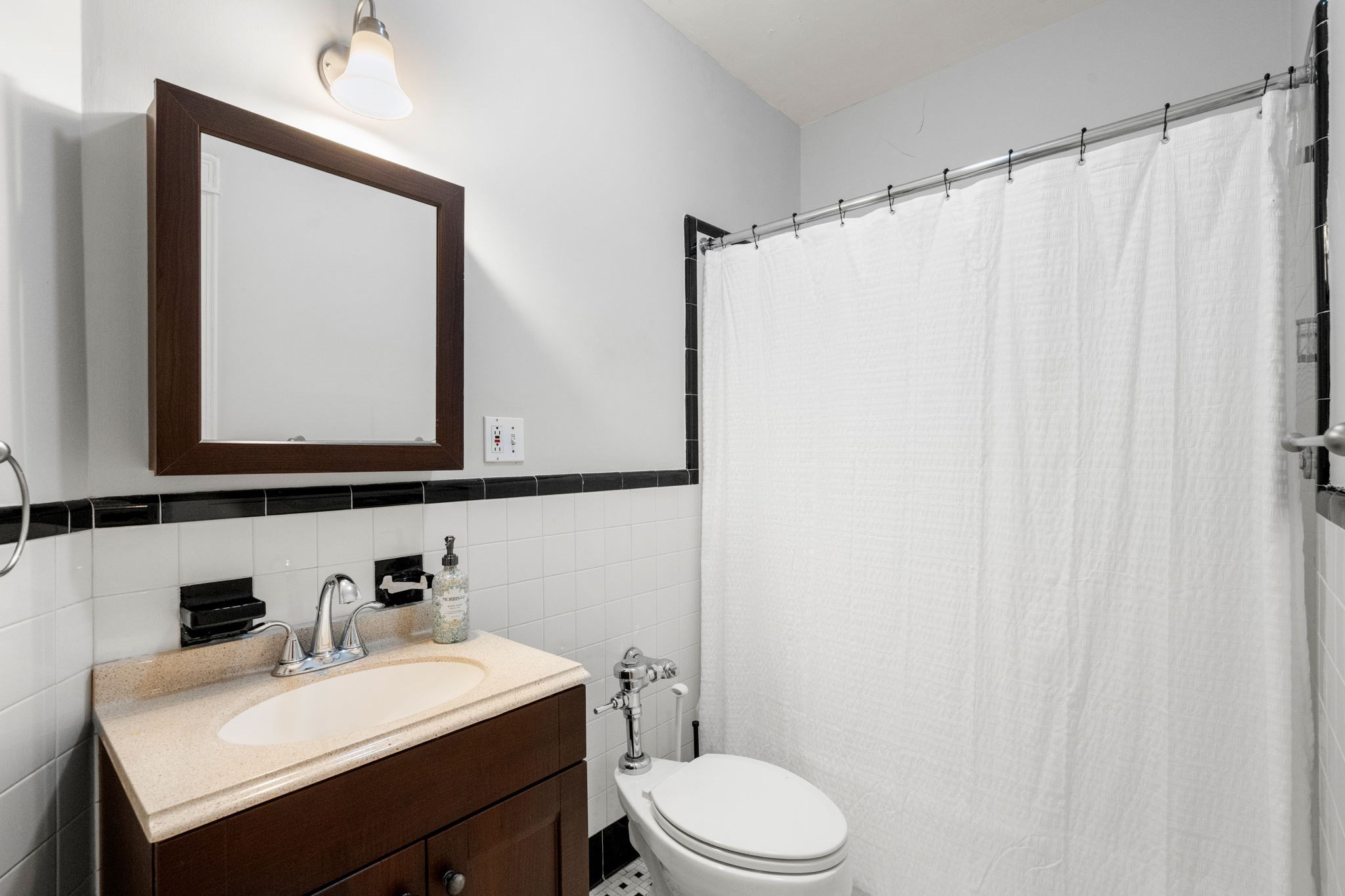 21 Beacon St # 3N