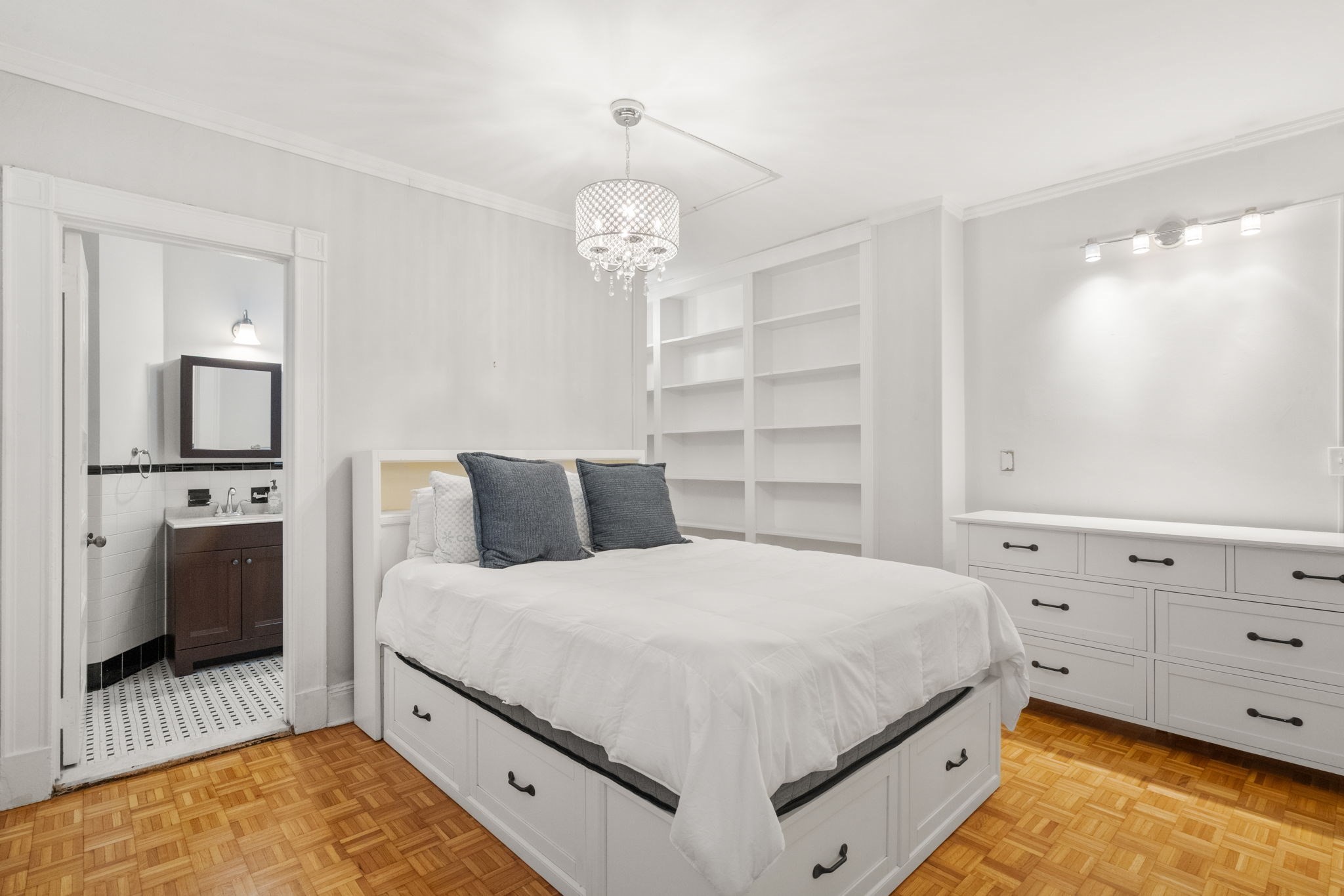 21 Beacon St # 3N