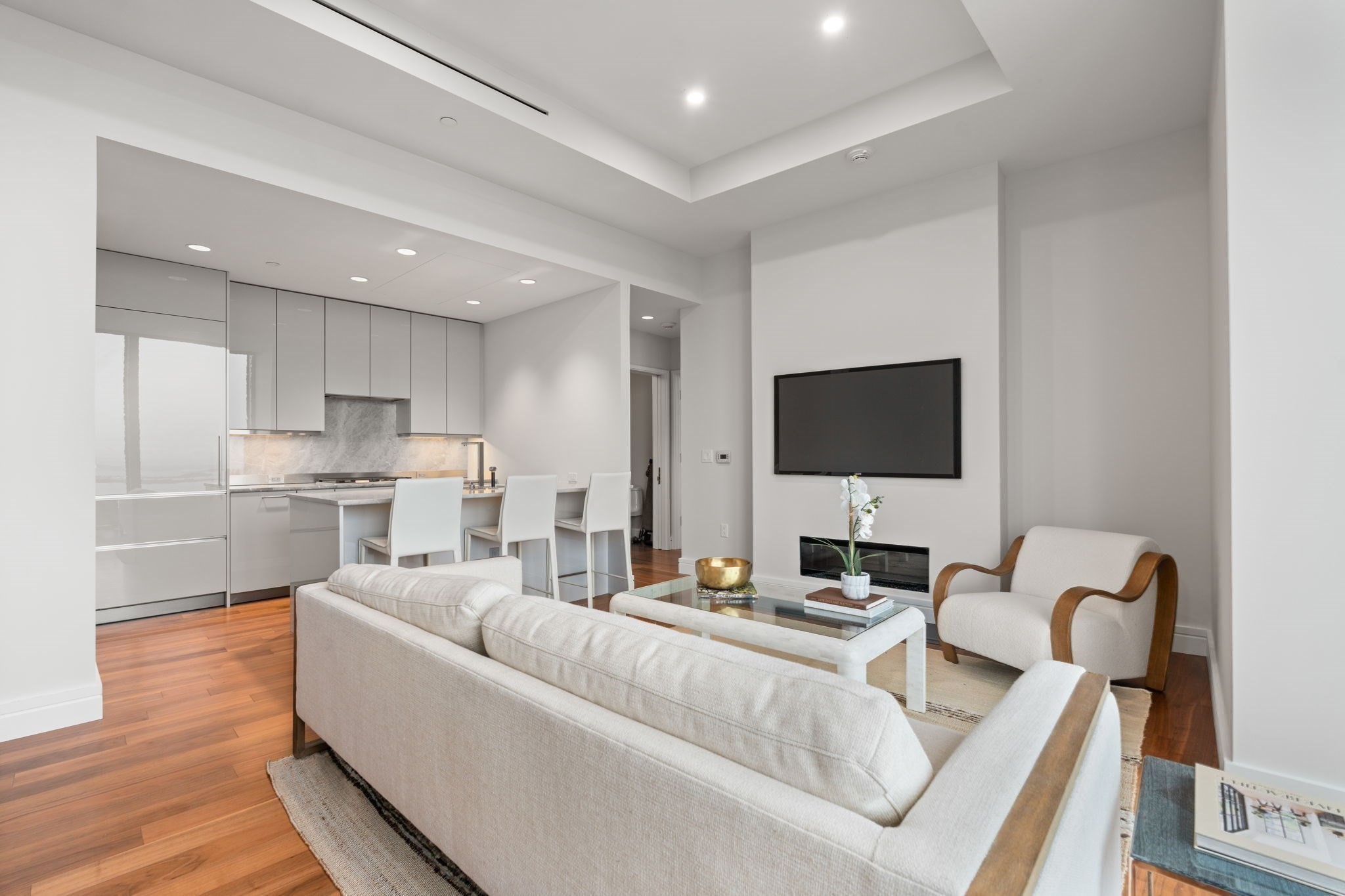 1 Dalton St # 4703