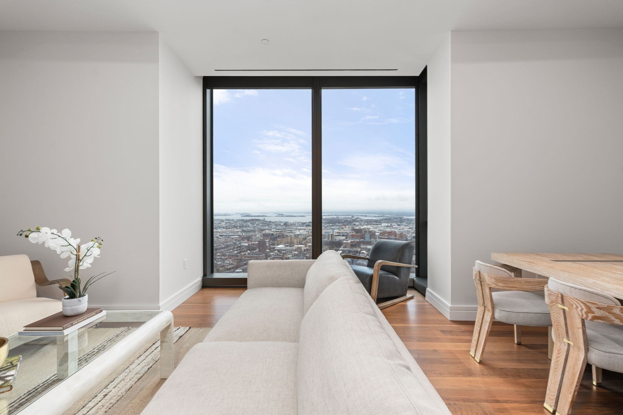 1 Dalton St # 4703