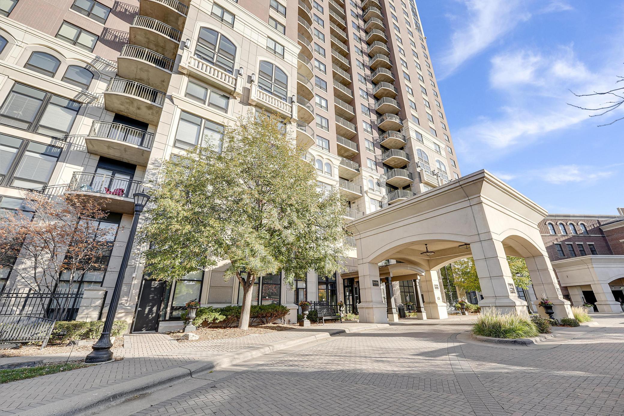 500 E Grant Street Unit: 1007