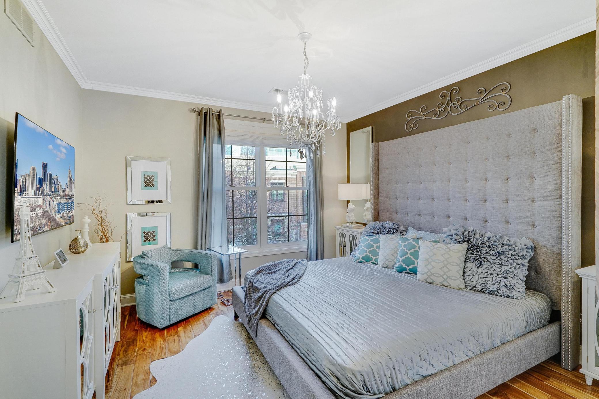 541 S 10th Street