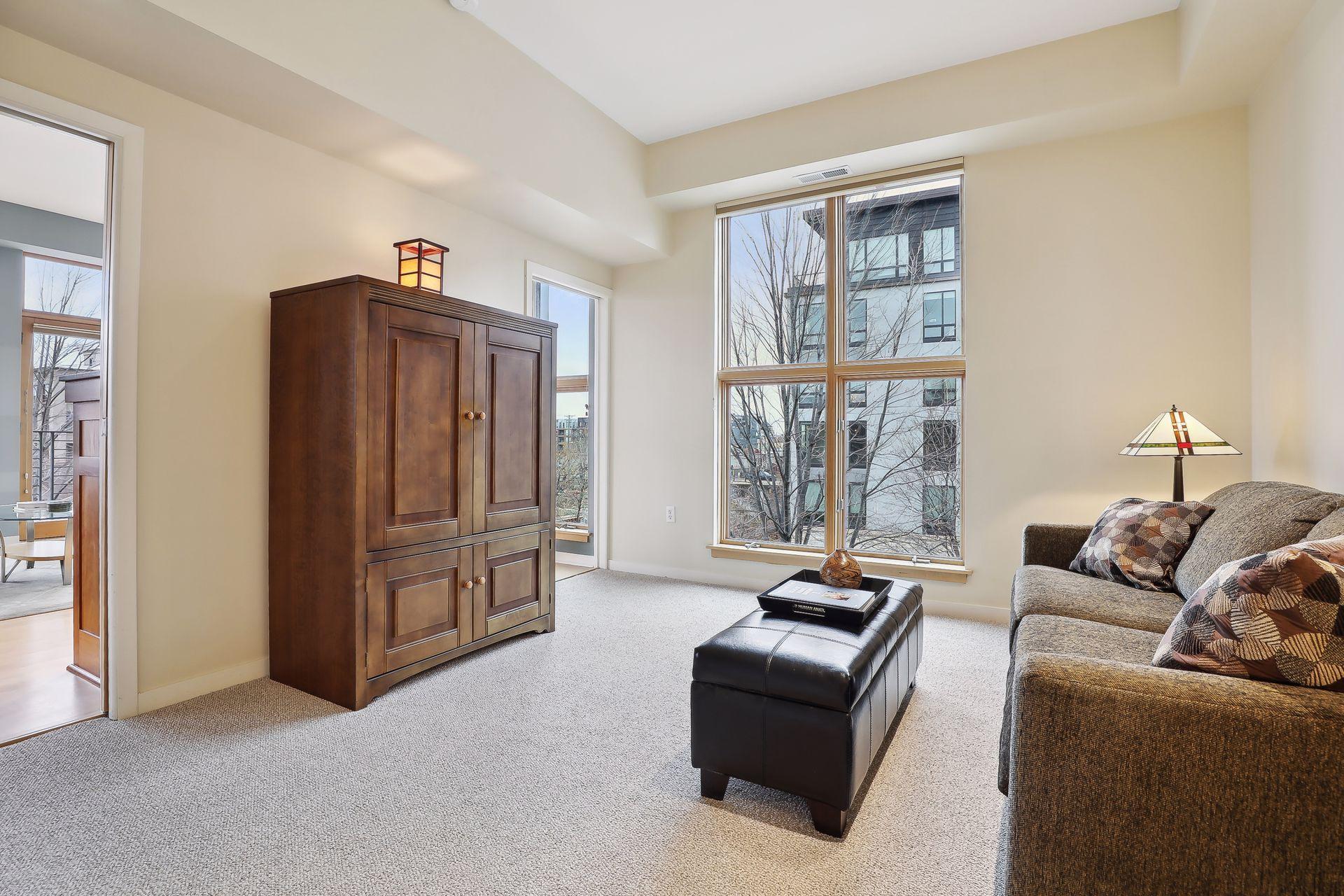 2845 Colfax Avenue S Unit: W304