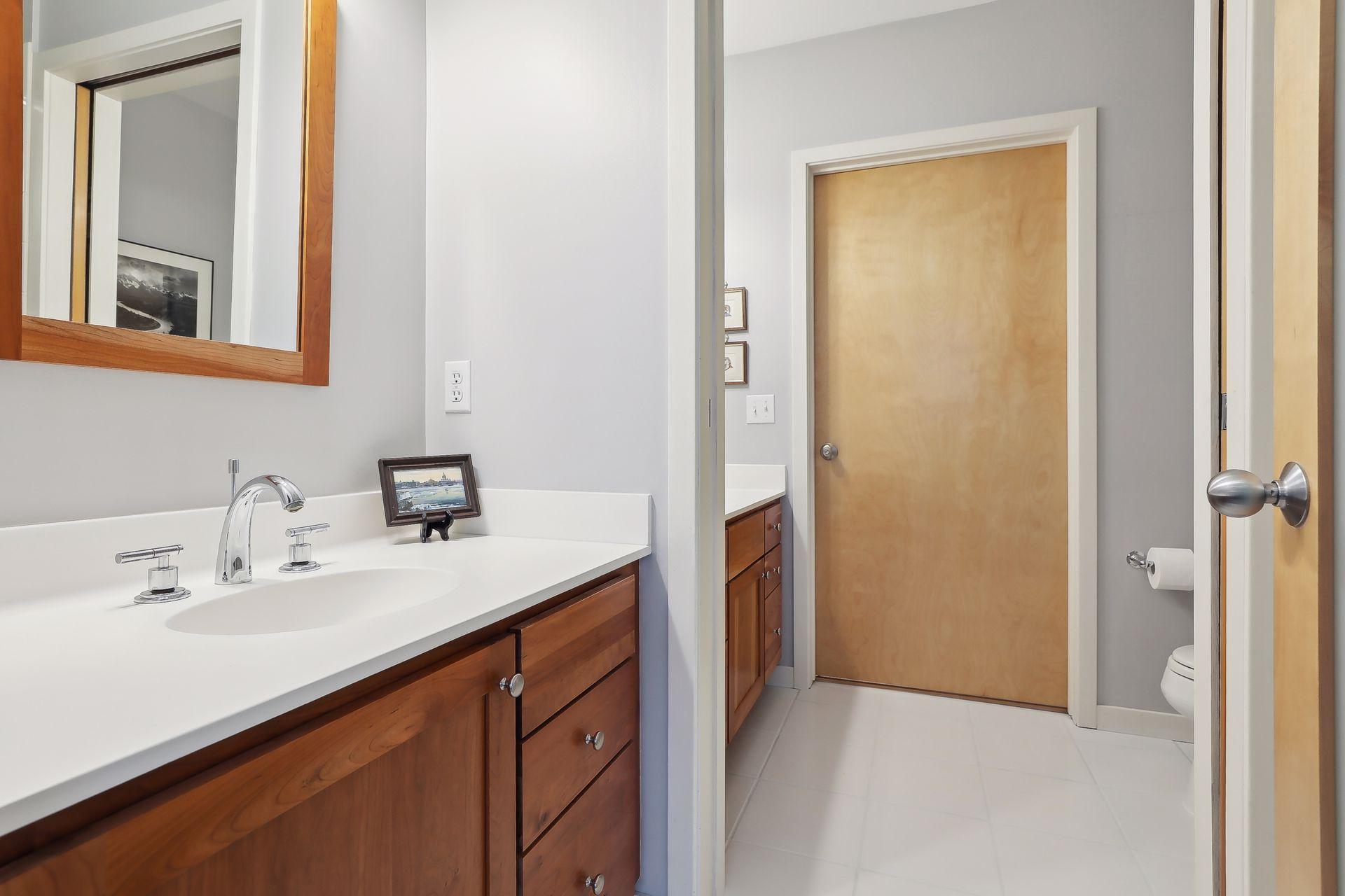 2845 Colfax Avenue S Unit: W304