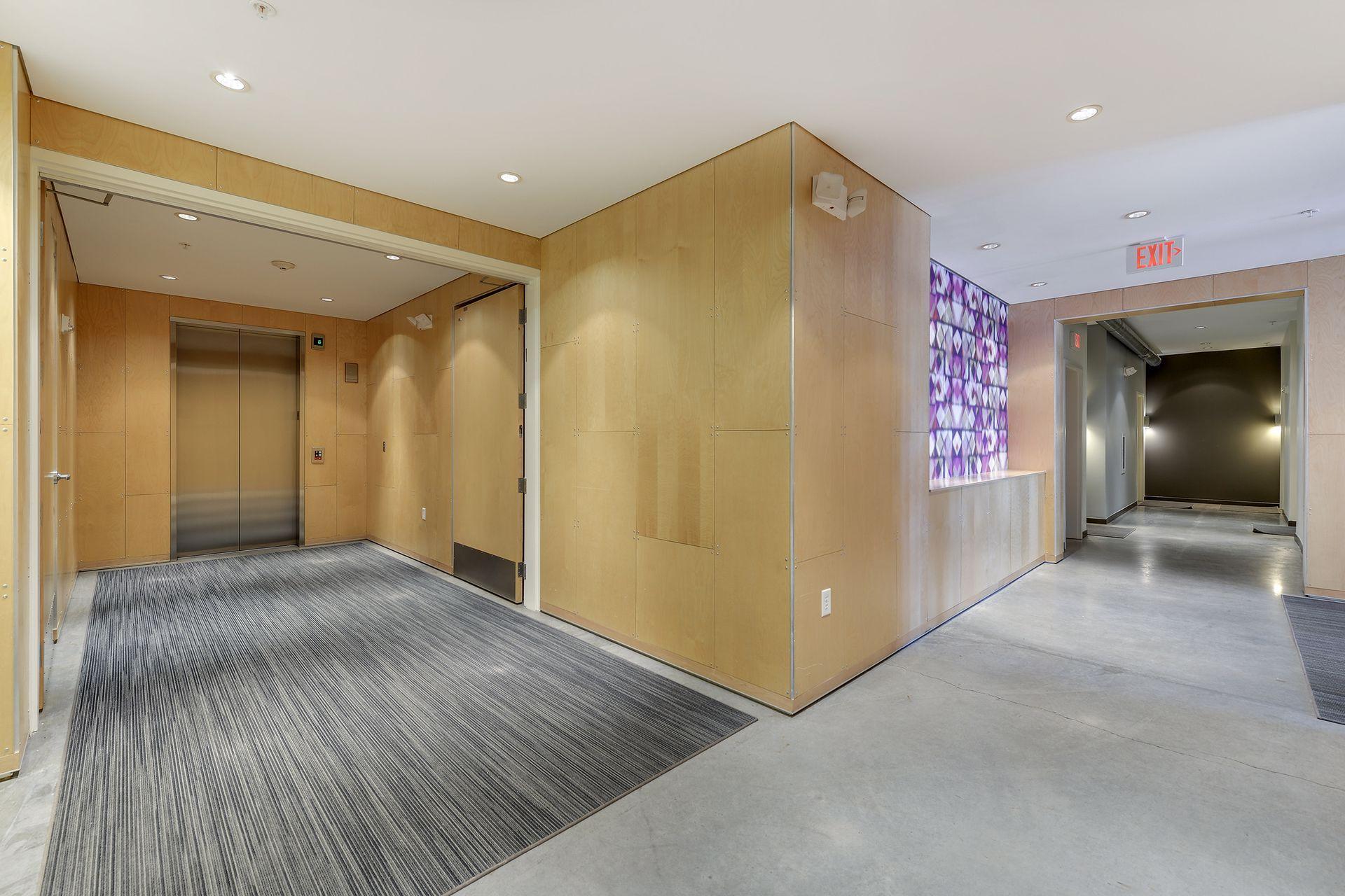 2845 Colfax Avenue S Unit: W304