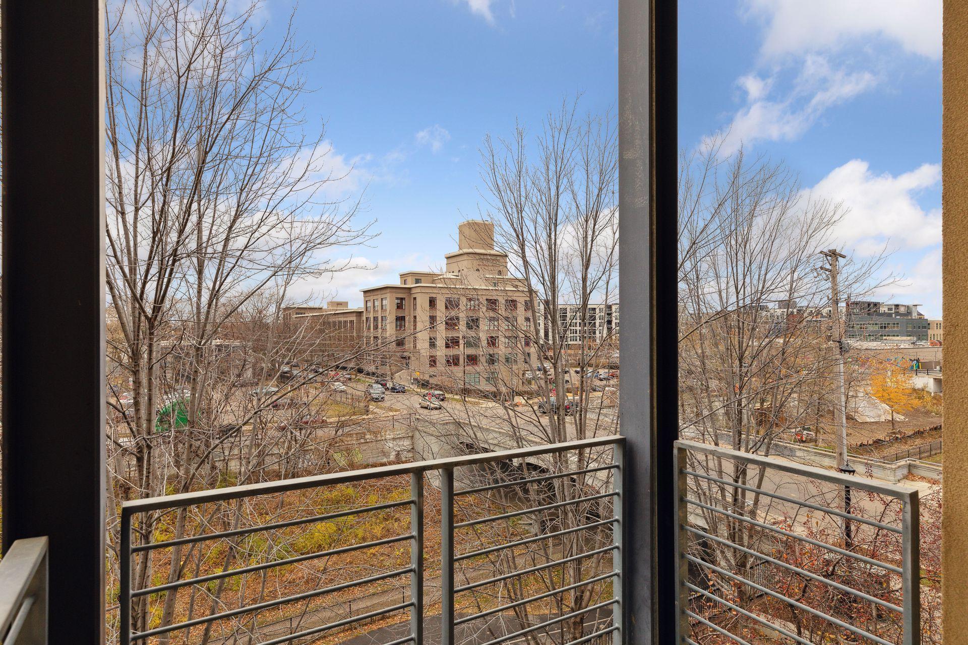 2845 Colfax Avenue S Unit: W304