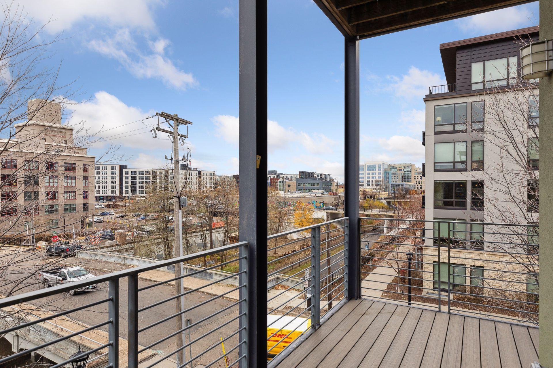 2845 Colfax Avenue S Unit: W304