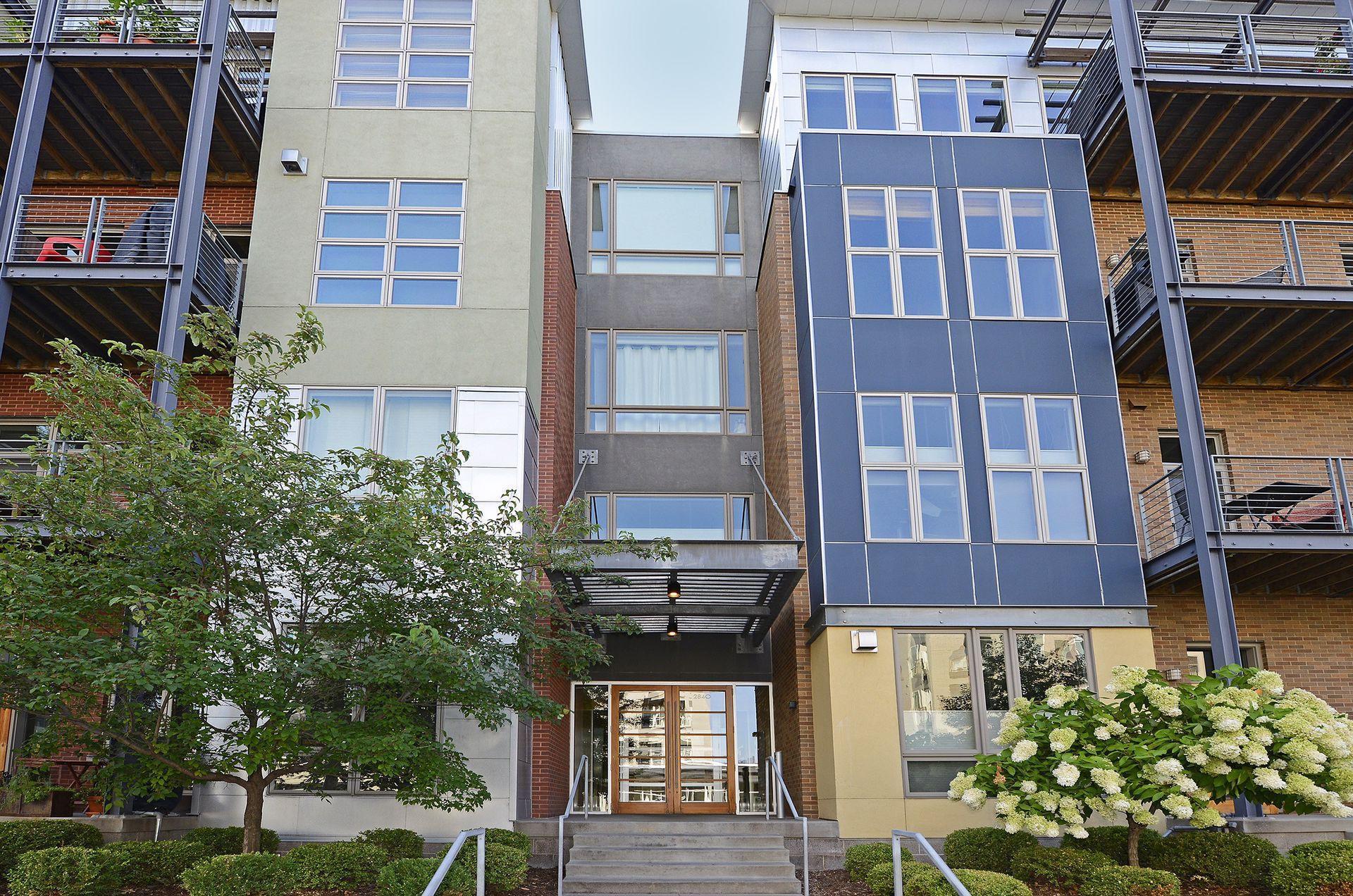 2845 Colfax Avenue S Unit: W304