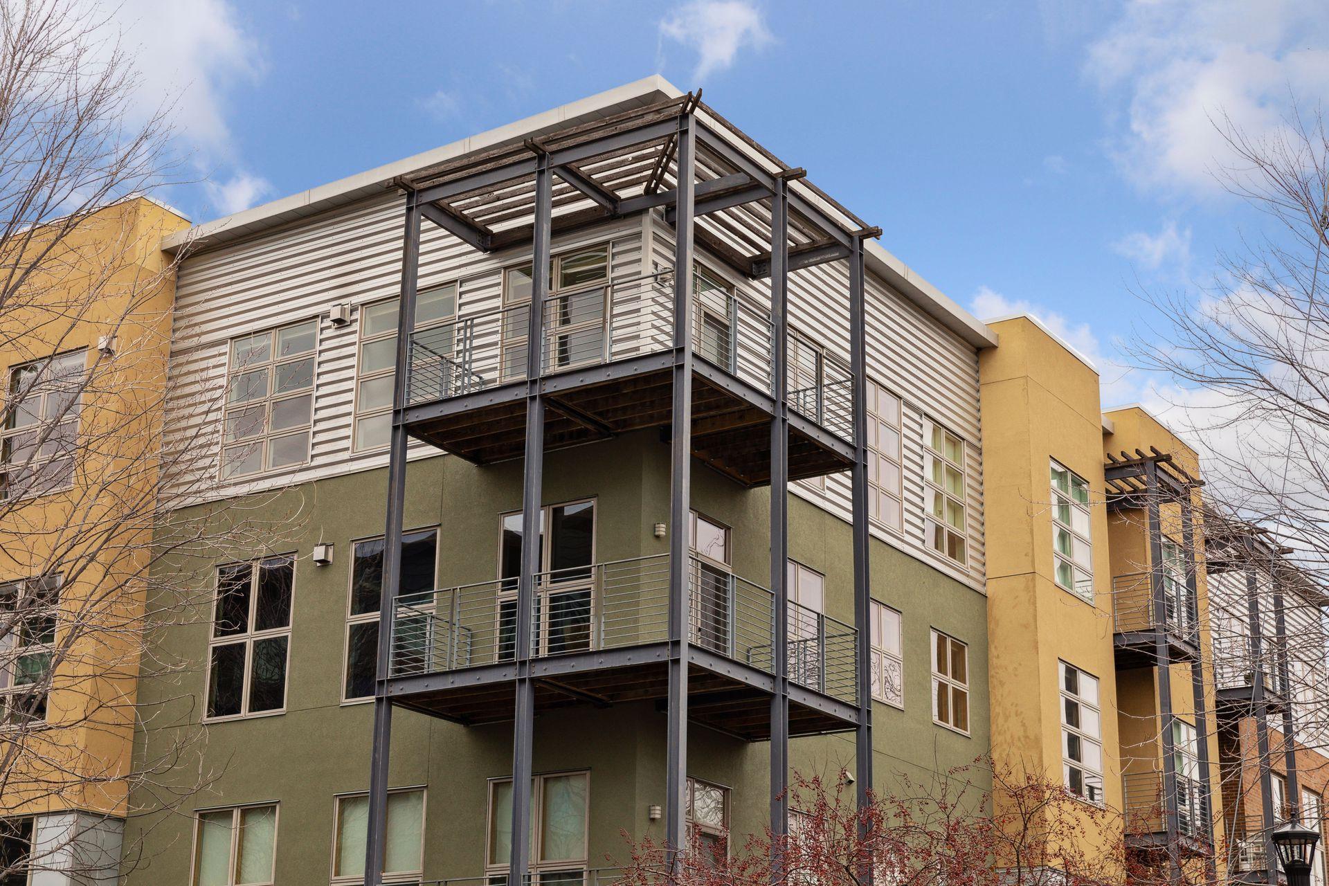 2845 Colfax Avenue S Unit: W304