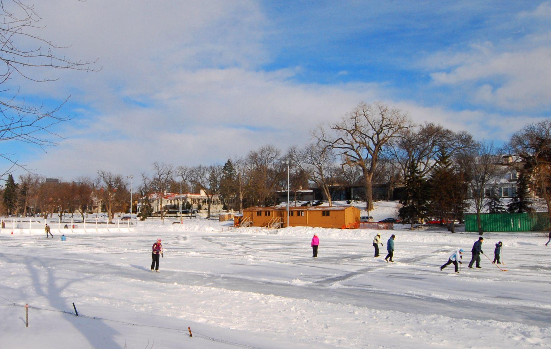 2845 Colfax Avenue S Unit: W304