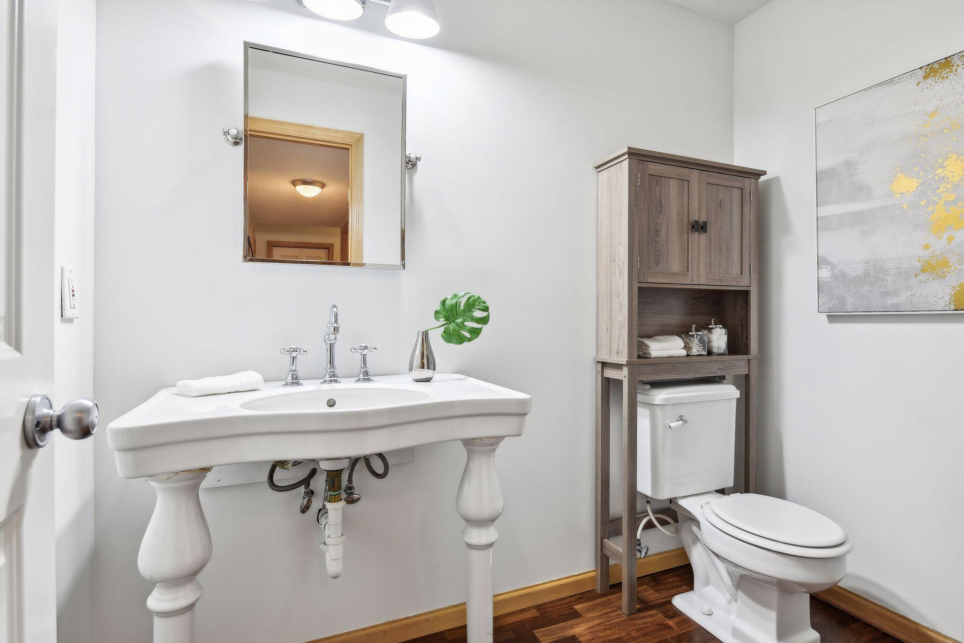 57 4th Avenue N Unit: 104