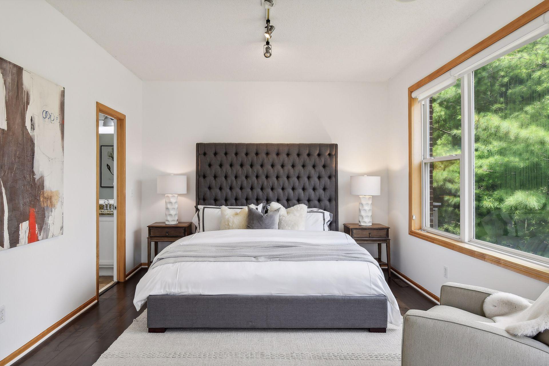 57 4th Avenue N Unit: 104