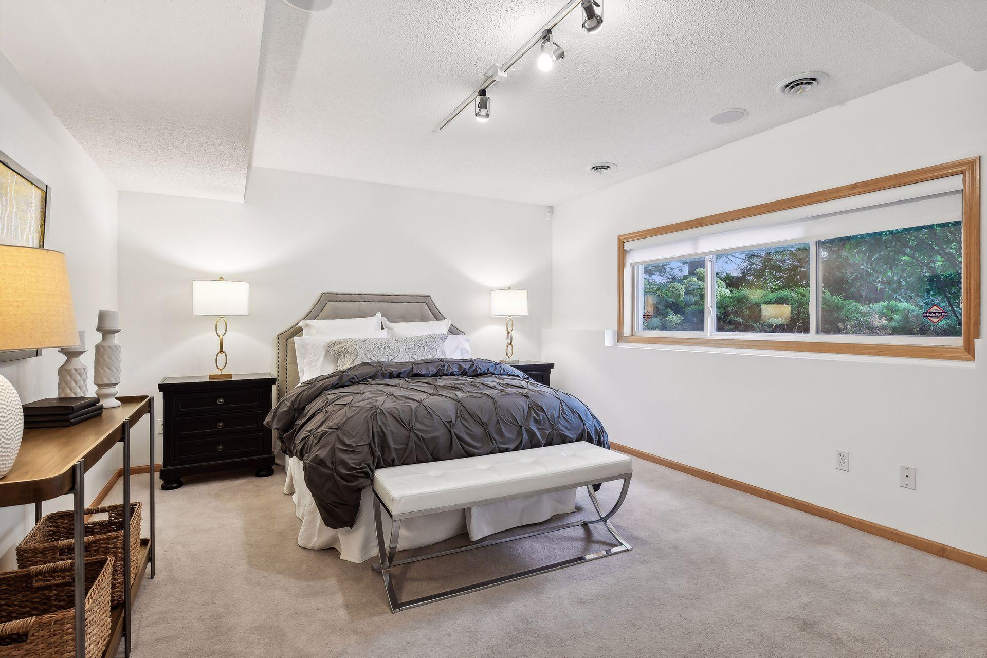 57 4th Avenue N Unit: 104