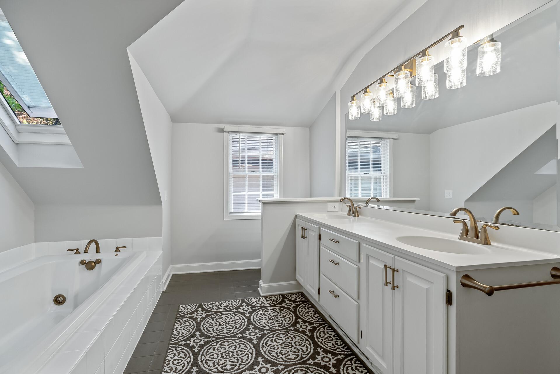 5301 Girard Avenue S