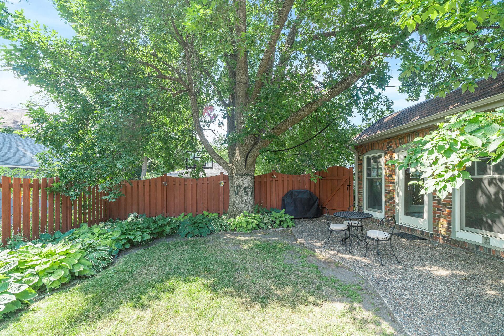 5301 Girard Avenue S