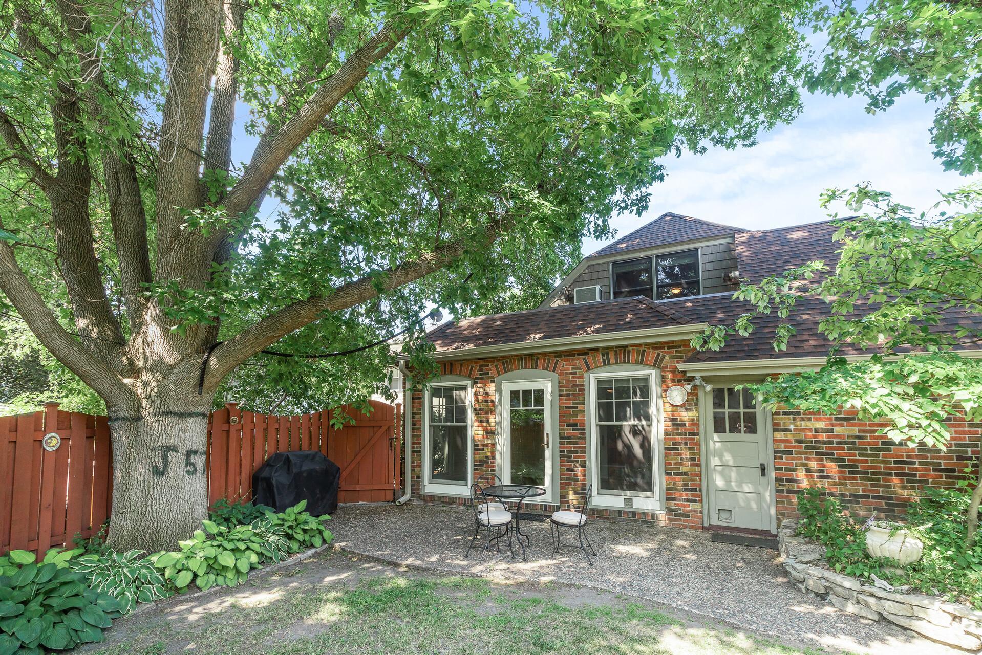 5301 Girard Avenue S