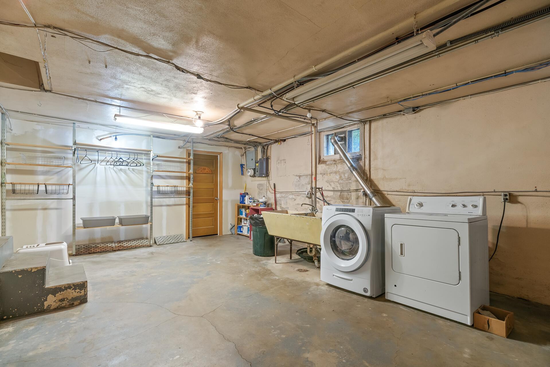 5301 Girard Avenue S