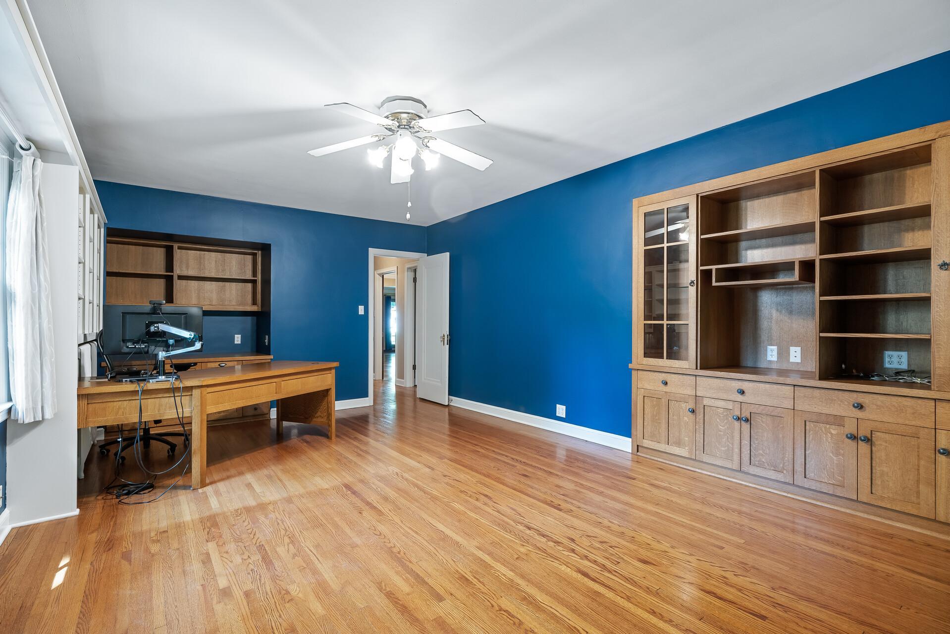 5301 Girard Avenue S