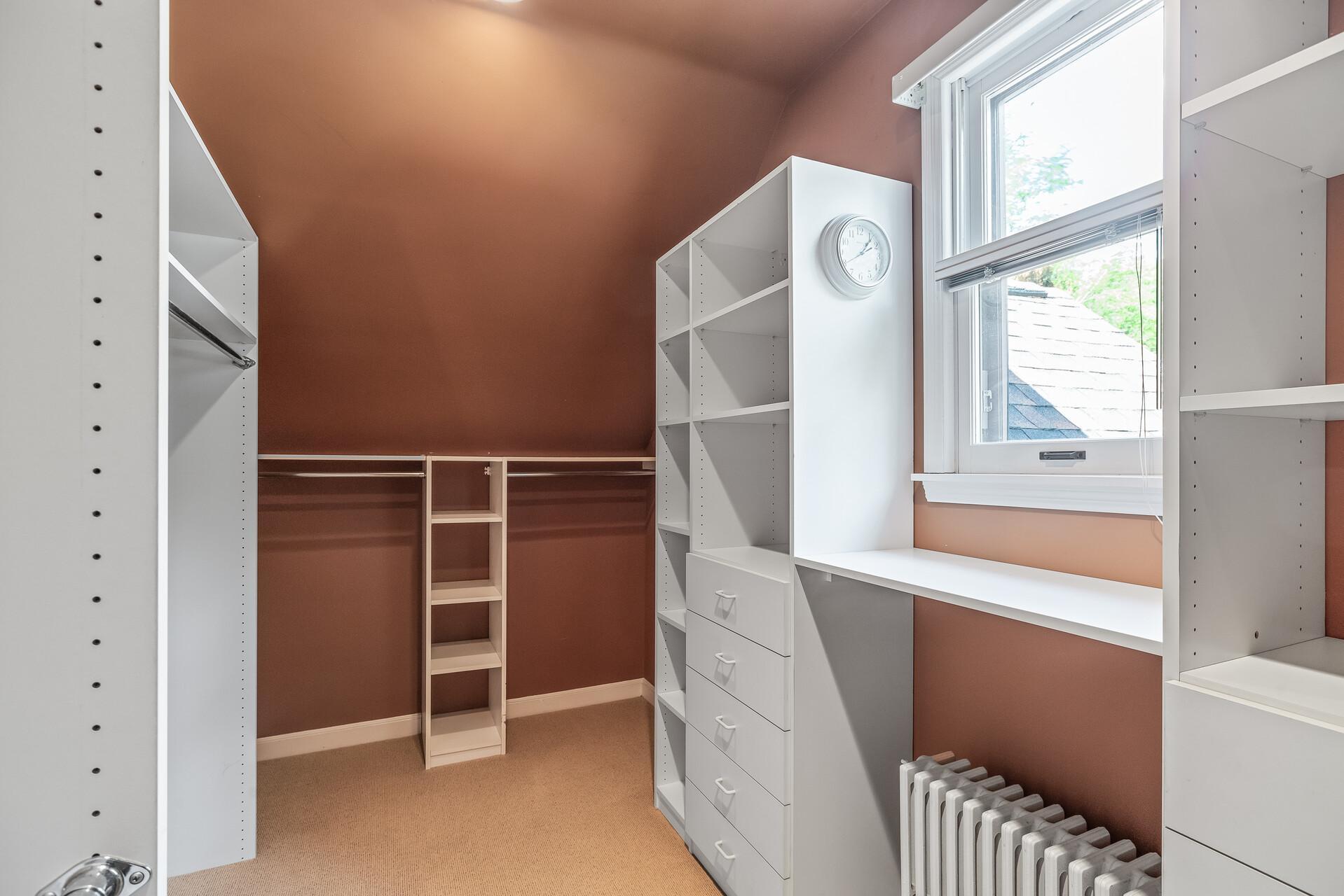 5301 Girard Avenue S