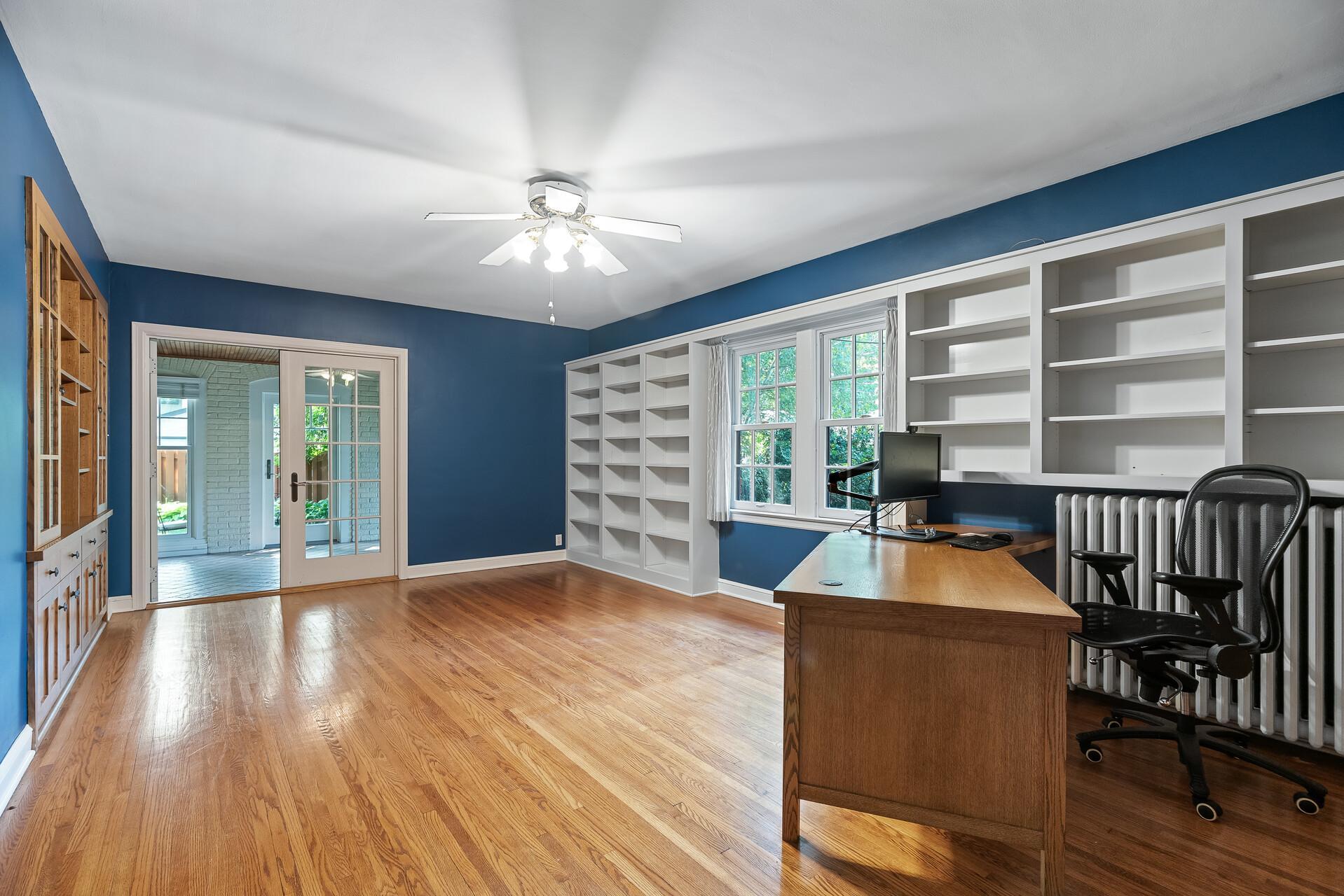 5301 Girard Avenue S