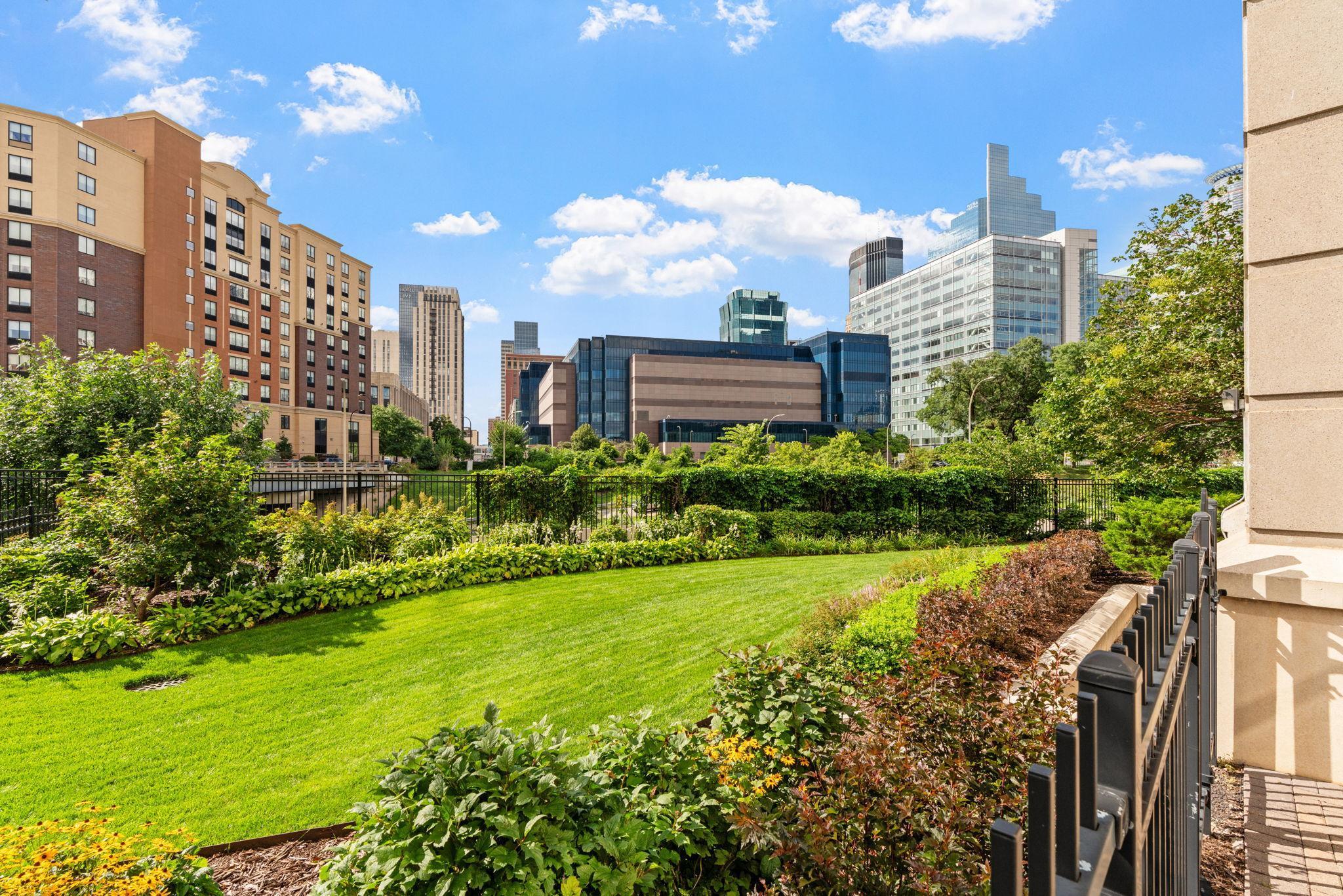 500 E Grant Street Unit: 101