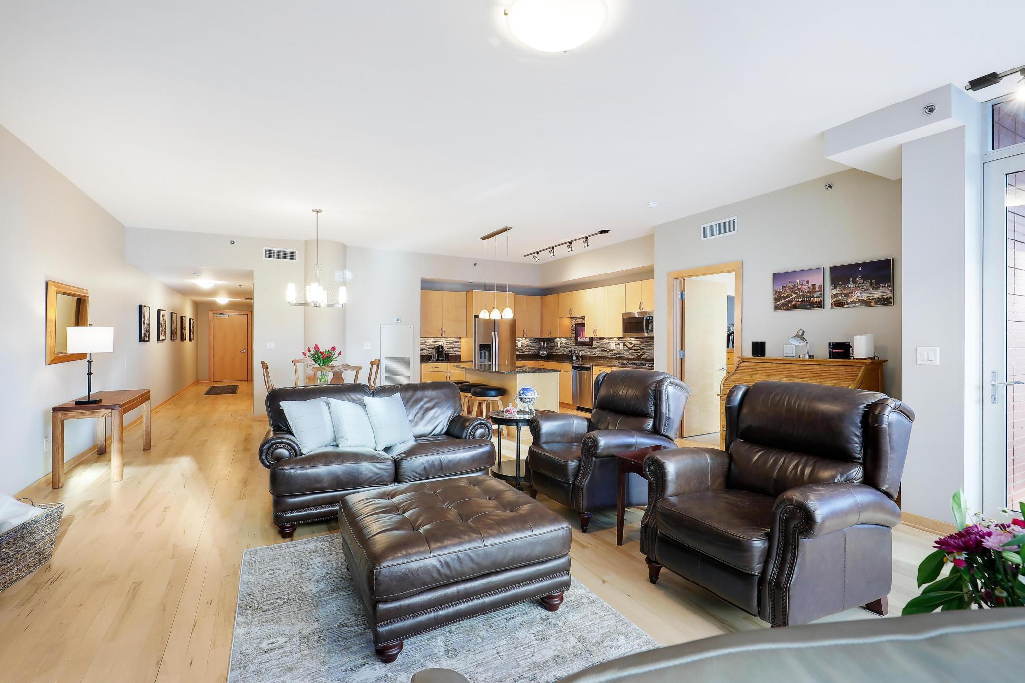 215 10th Avenue S Unit: 316