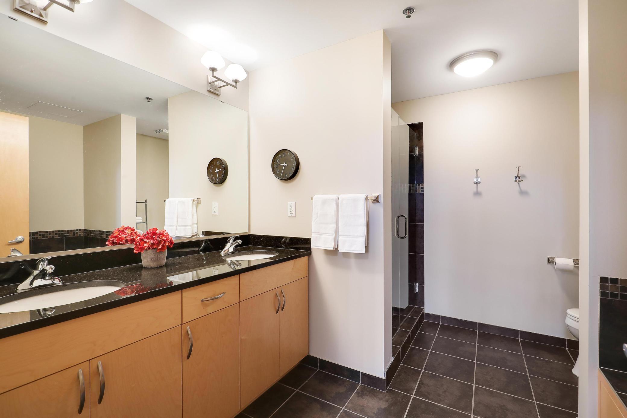 215 10th Avenue S Unit: 316
