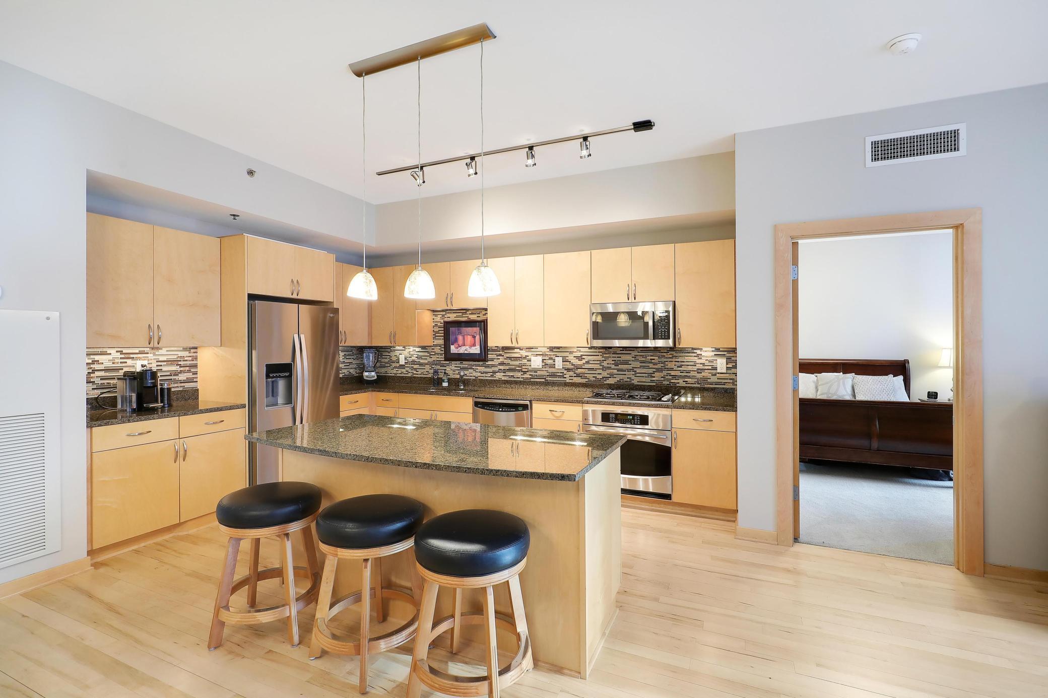 215 10th Avenue S Unit: 316