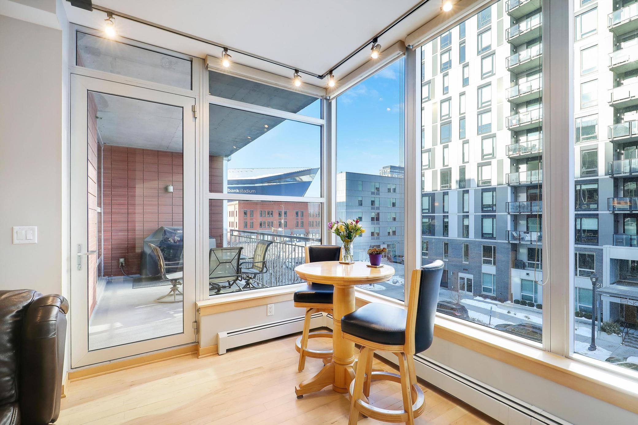 215 10th Avenue S Unit: 316