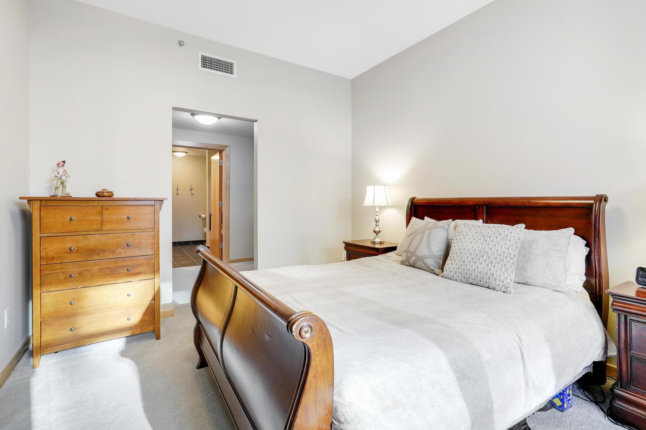 215 10th Avenue S Unit: 316
