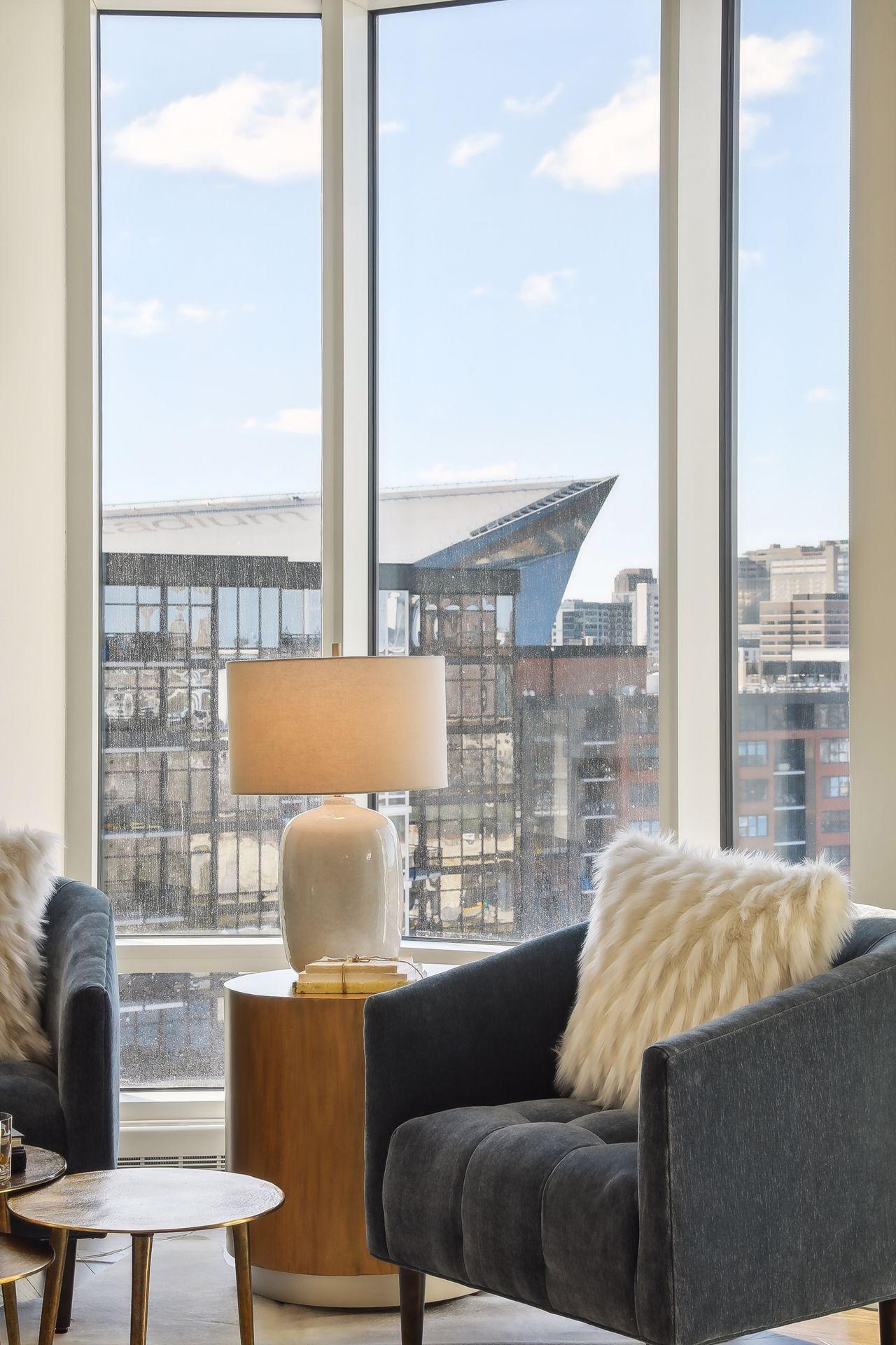 1111 W River Parkway Unit: 12C