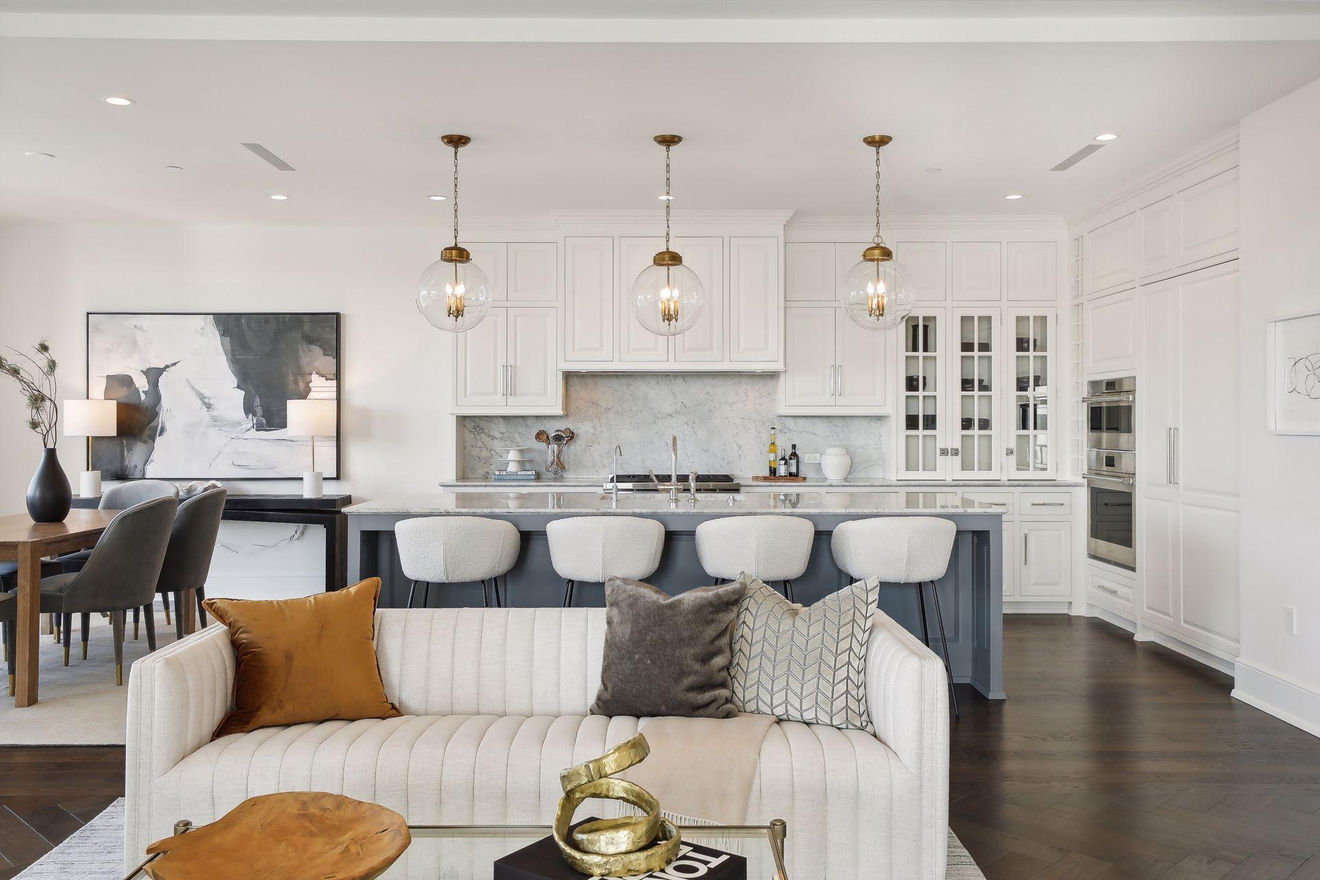 1111 W River Parkway Unit: 12C