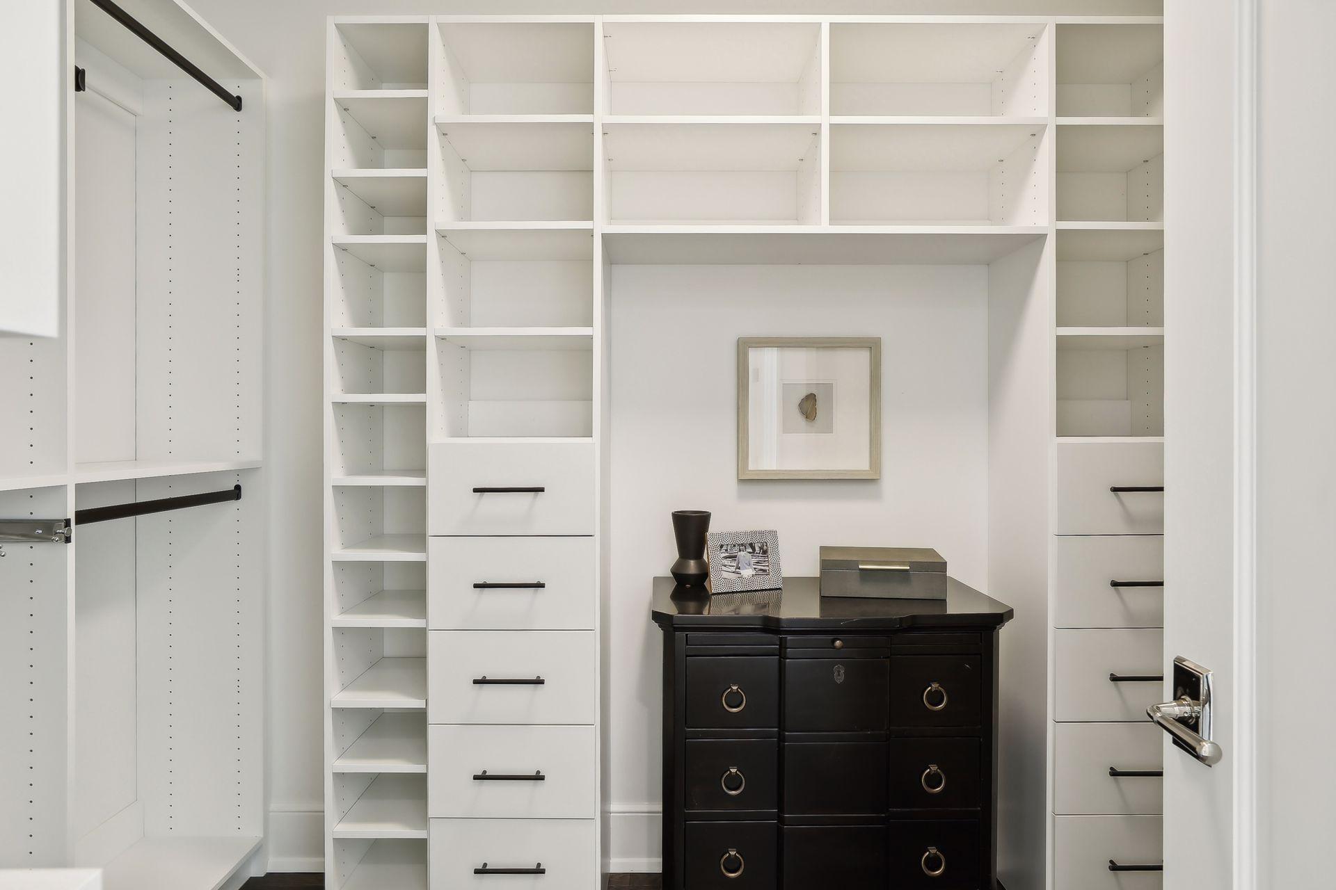 1111 W River Parkway Unit: 12C