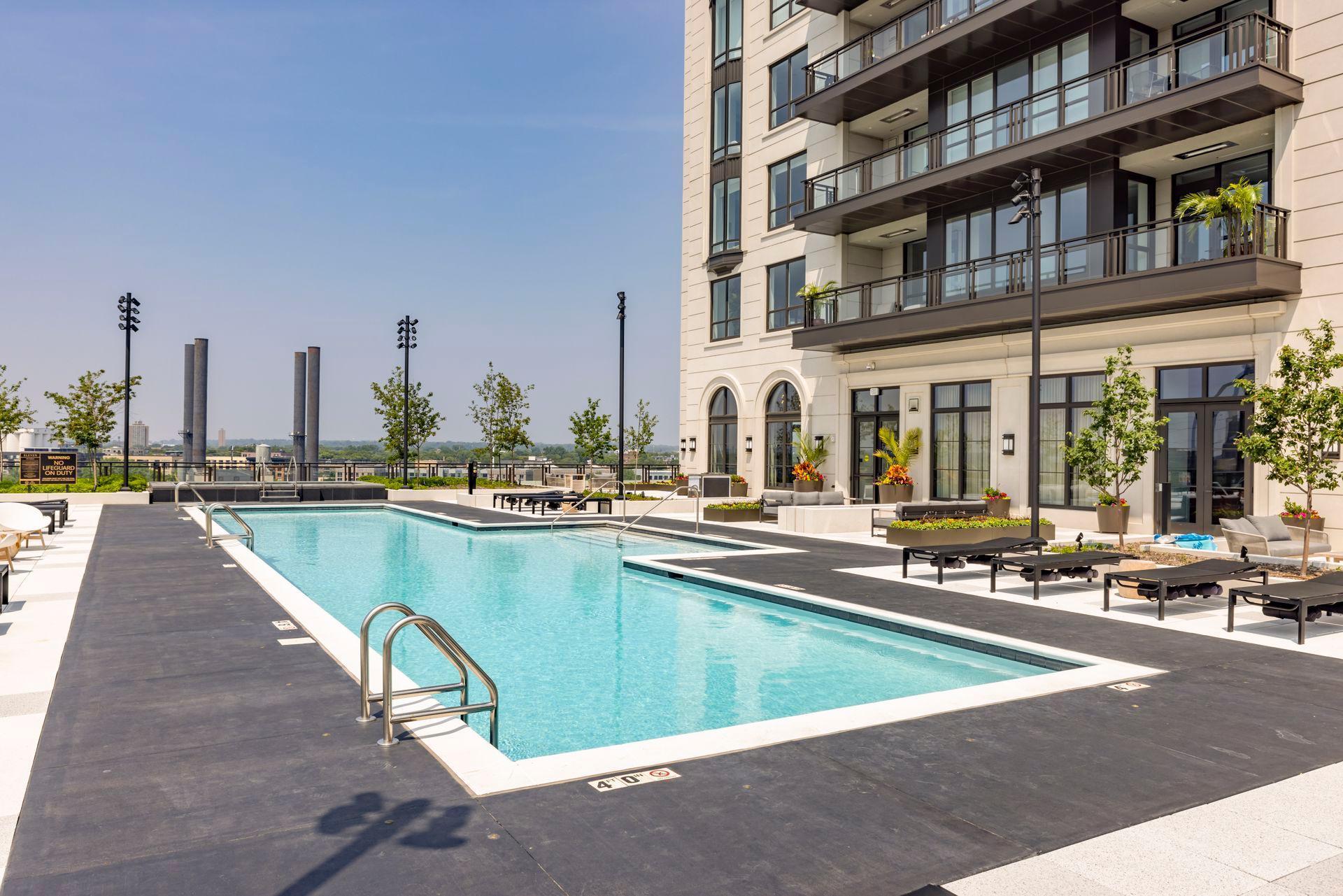 1111 W River Parkway Unit: 12C