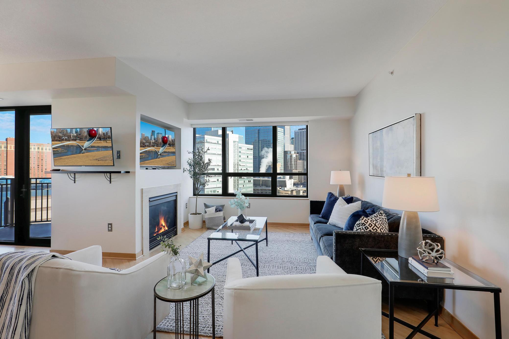 500 E Grant Street Unit: 1302