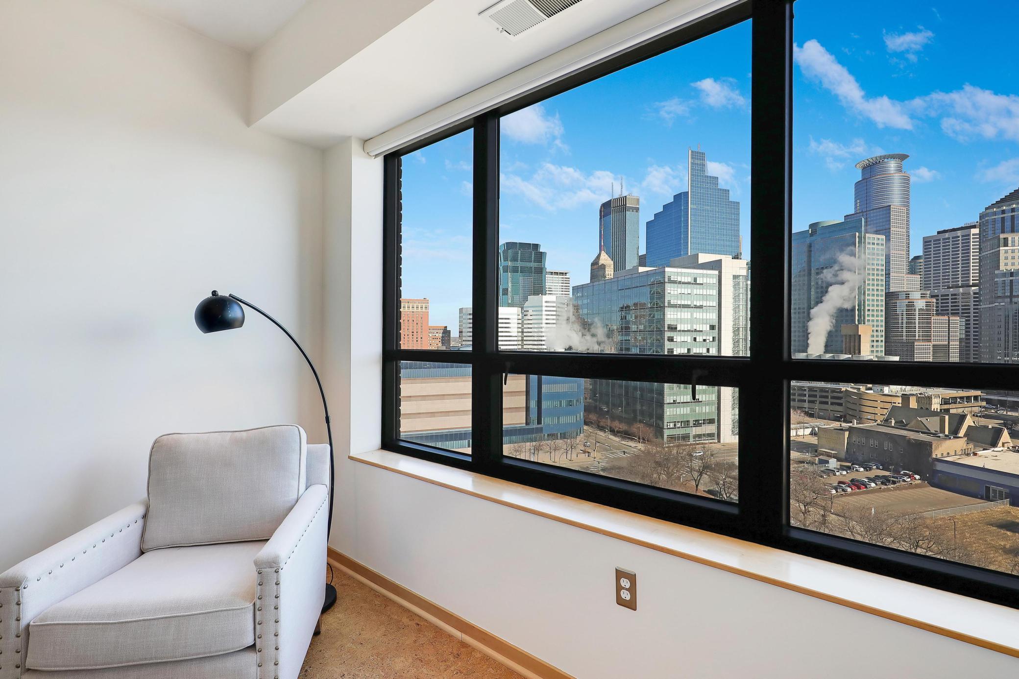 500 E Grant Street Unit: 1302