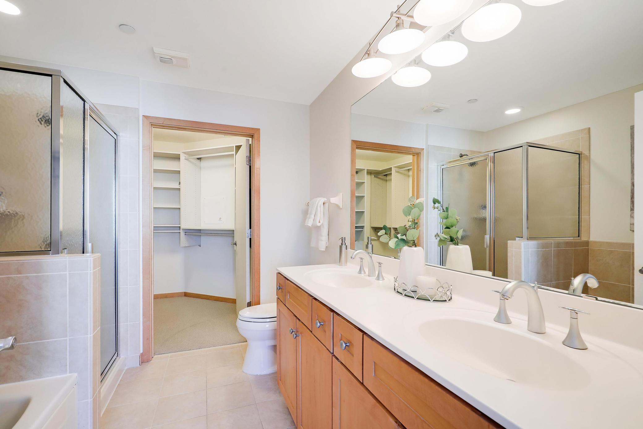 500 E Grant Street Unit: 1302