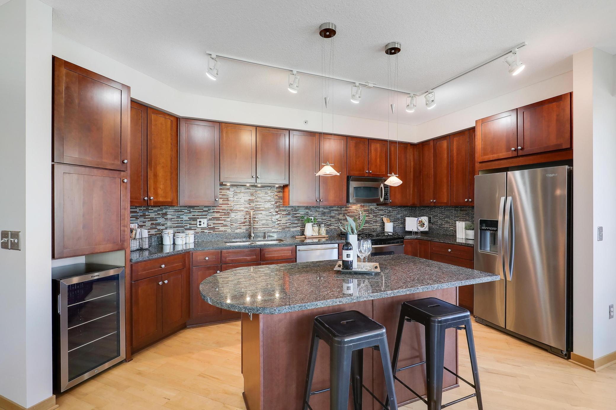 500 E Grant Street Unit: 1302
