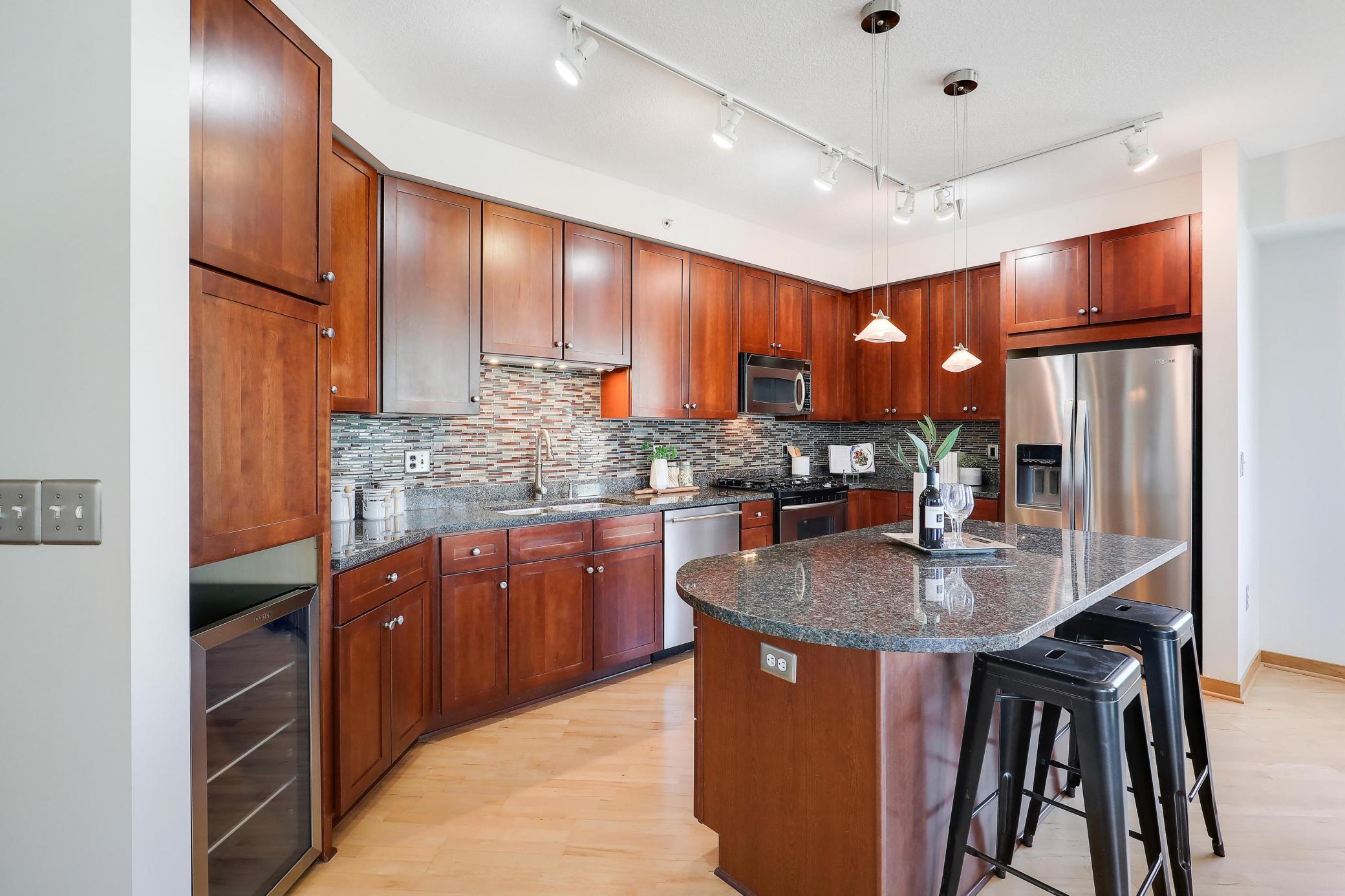 500 E Grant Street Unit: 1302