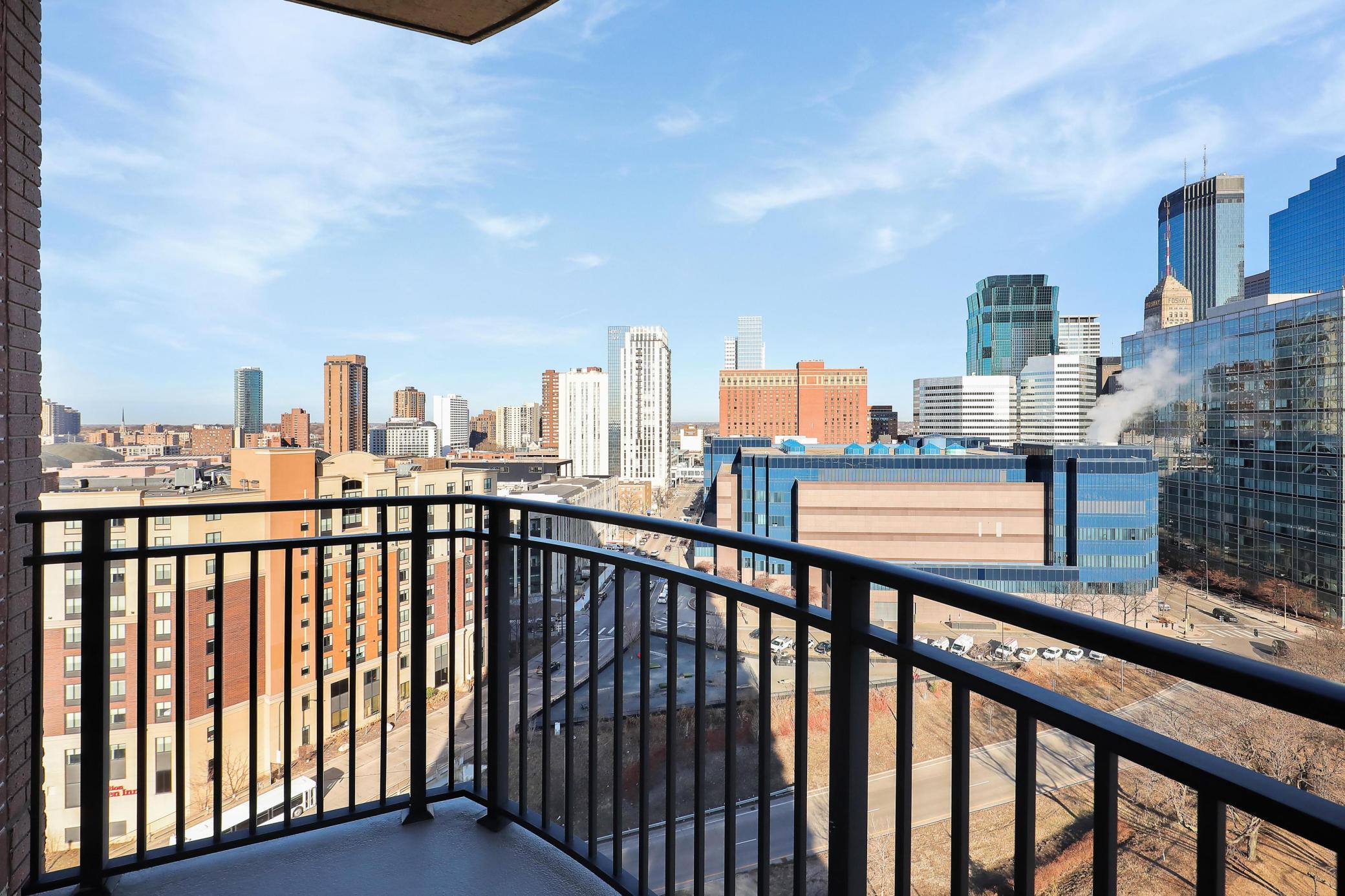 500 E Grant Street Unit: 1302