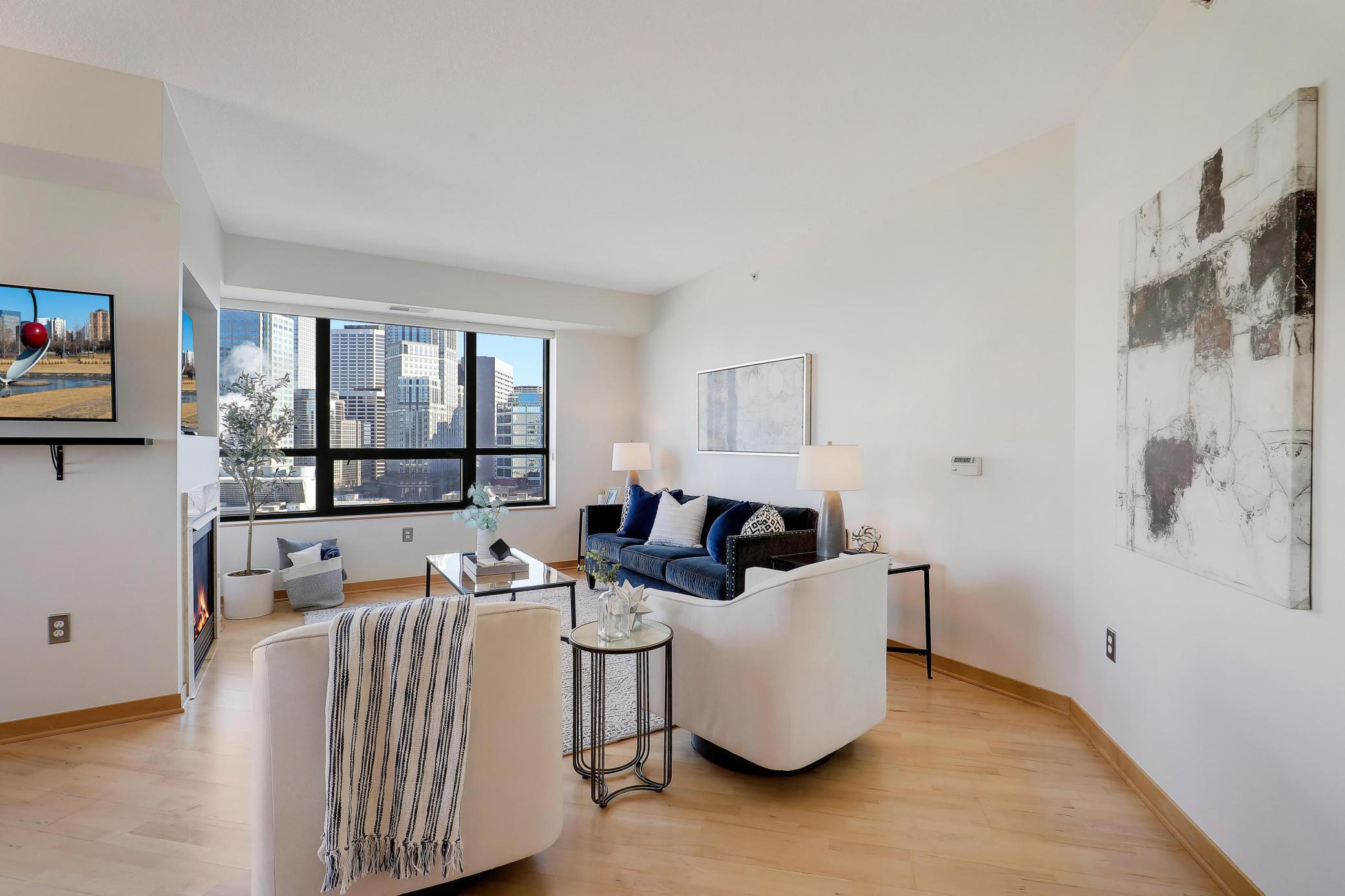 500 E Grant Street Unit: 1302
