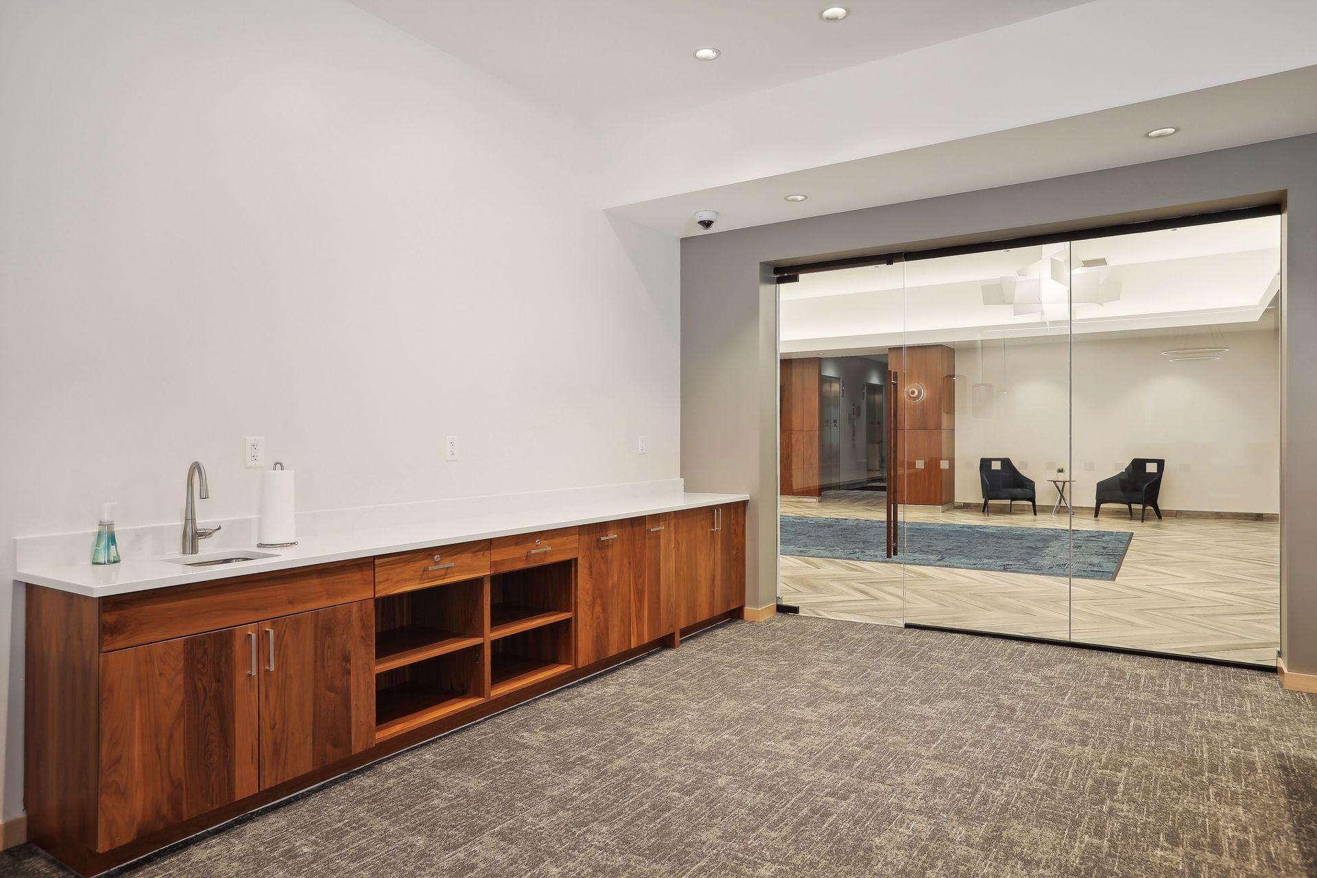 1240 S 2nd Street Unit: 1004